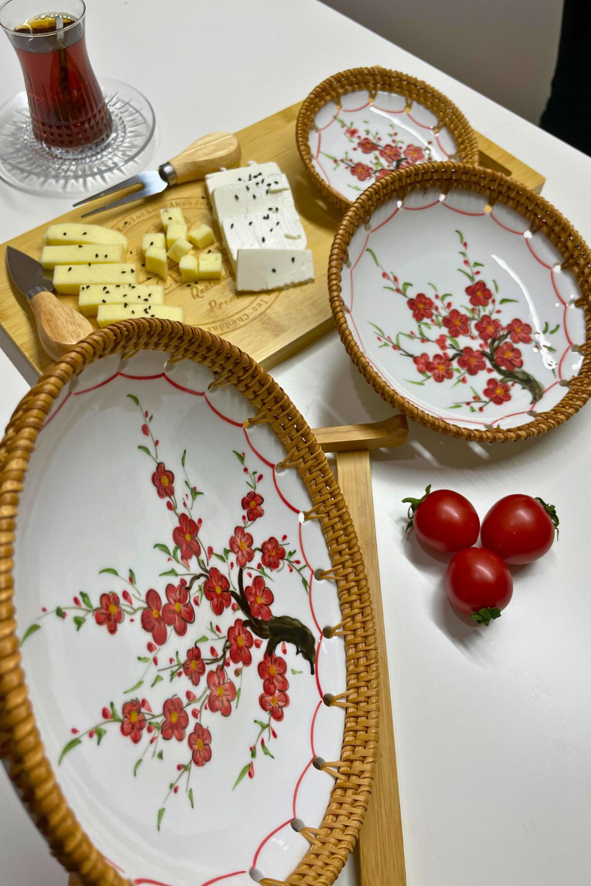 Decorative hot sale plate set