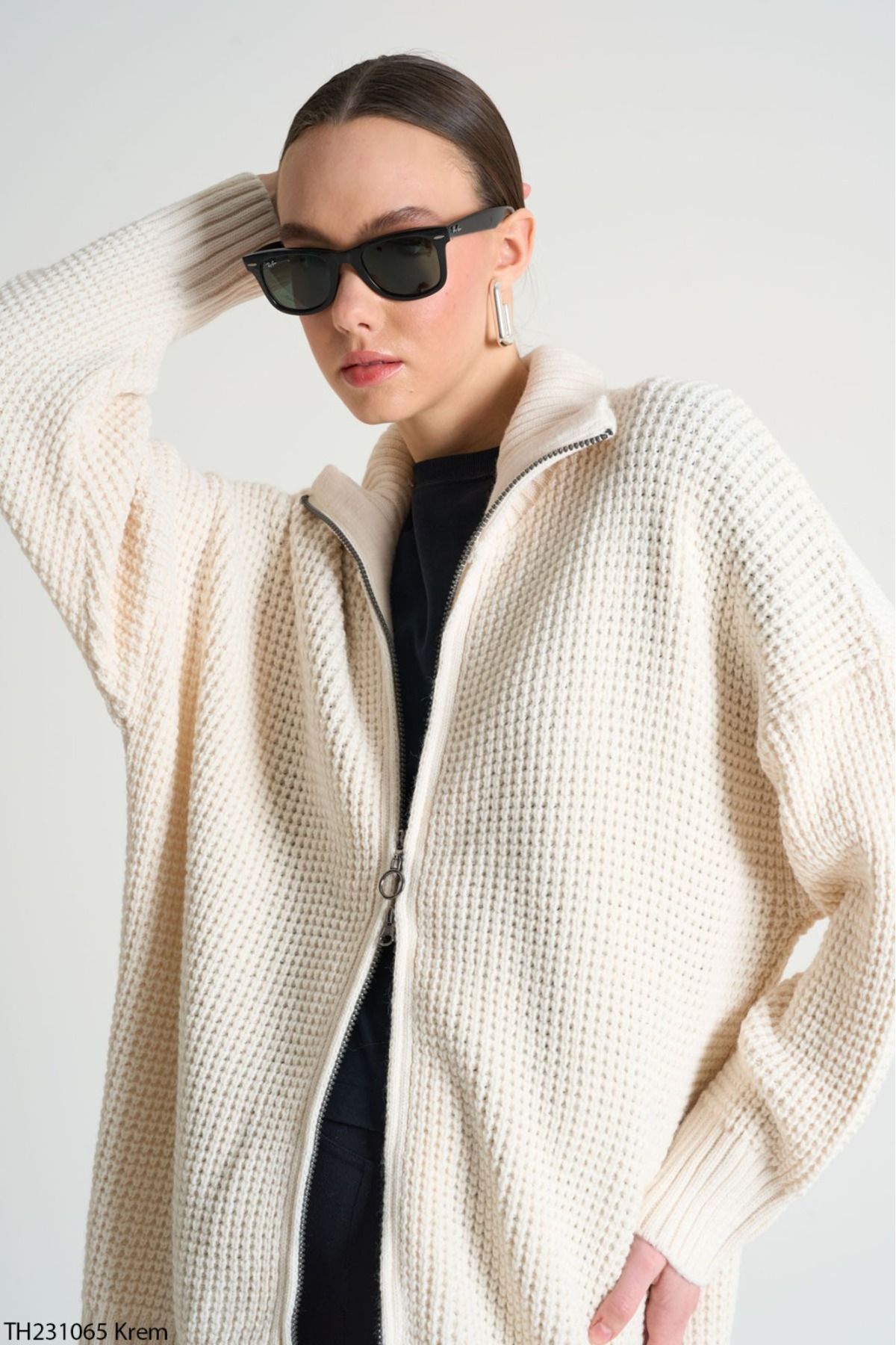 Lupies-Cardigan lung tricotat supradimensionat, cu guler crem, cu fermoar 3