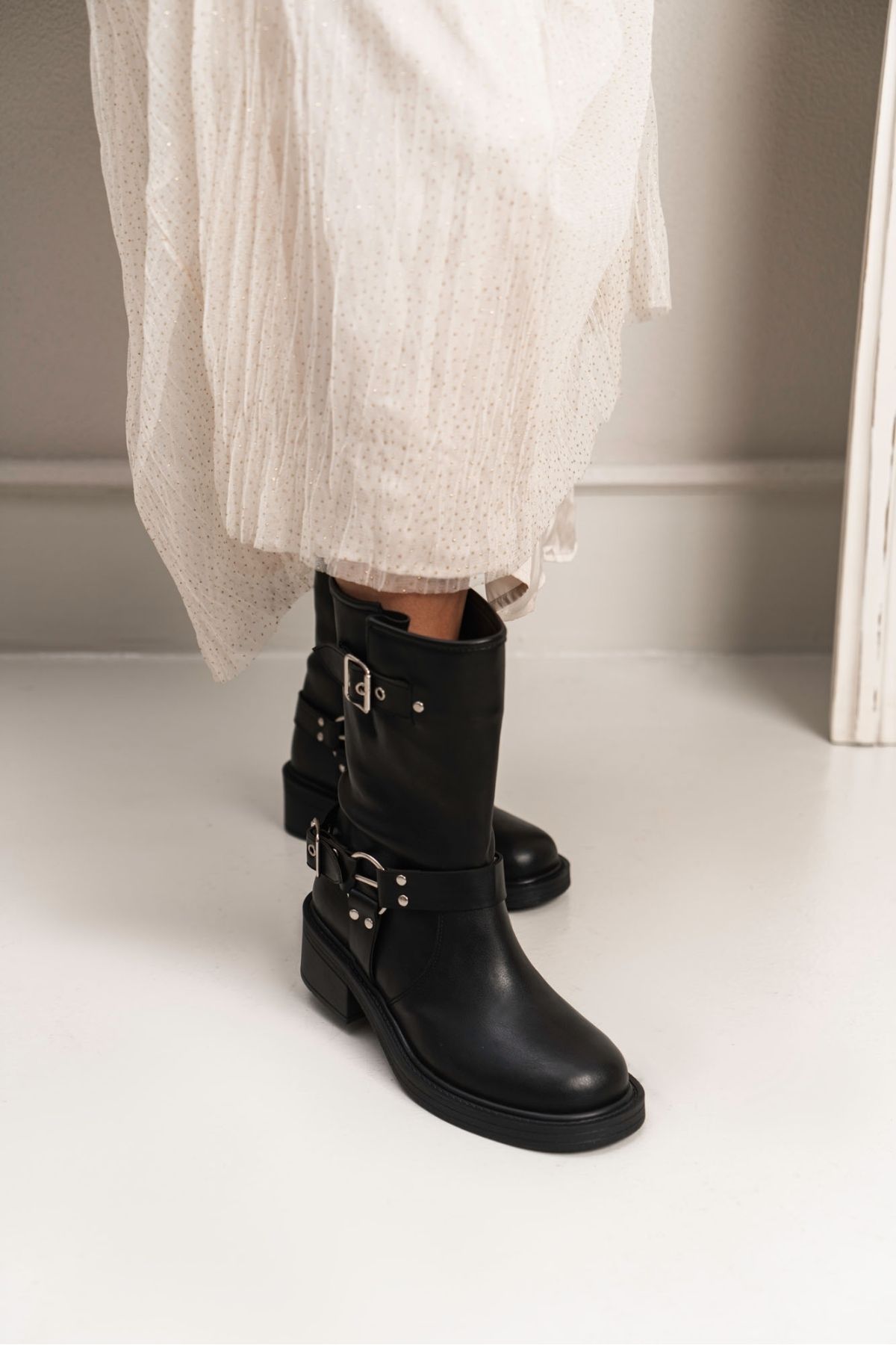 Carvela soulful outlet biker boots