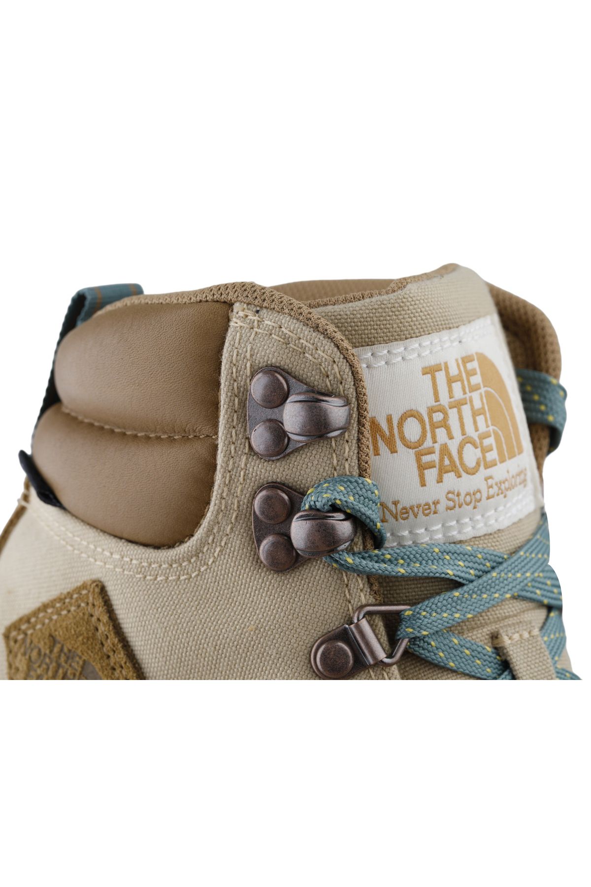 خرید بوت و کفش کوهنوردی زنانه The North Face مدل W Back-To-Berkeley IV Textile WP | مقاوم در برابر آب The North Face