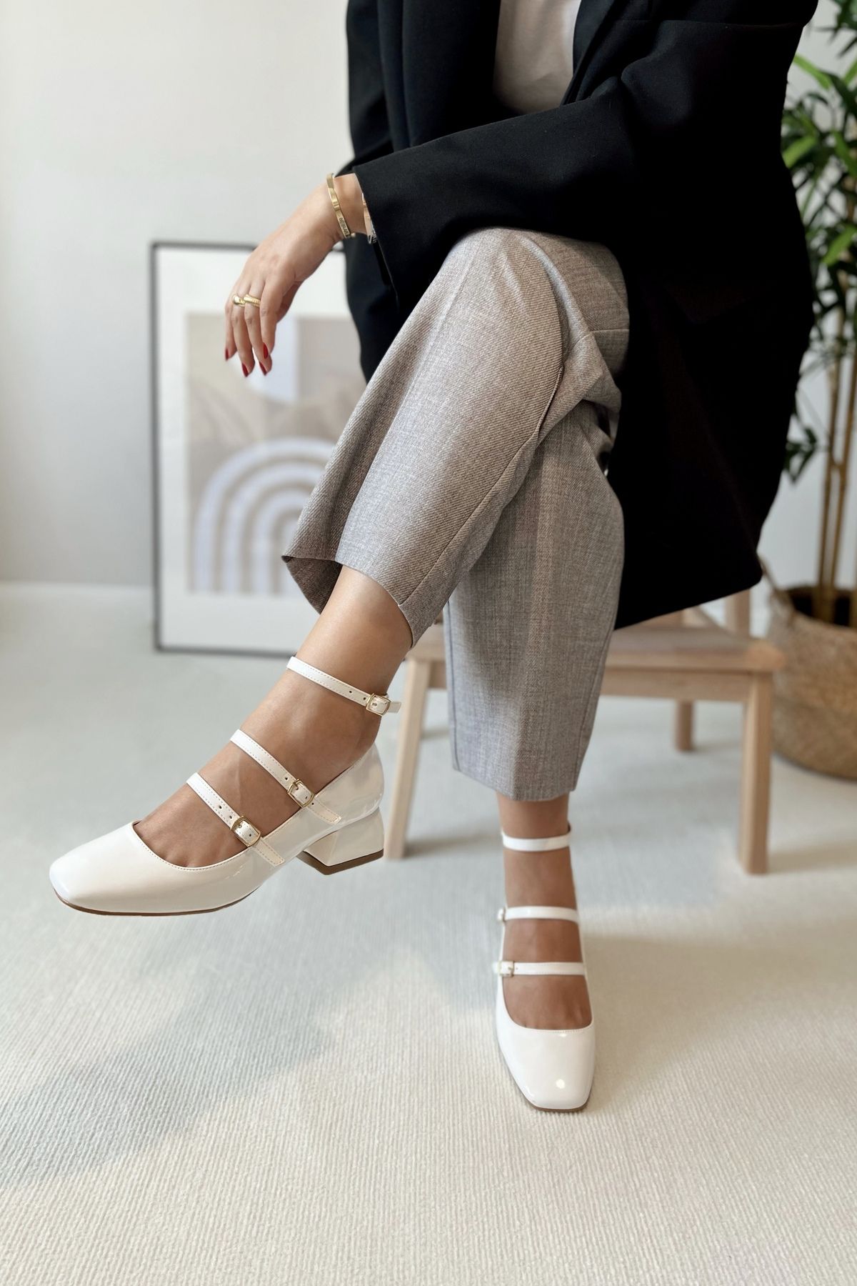 Short block online heels closed toe