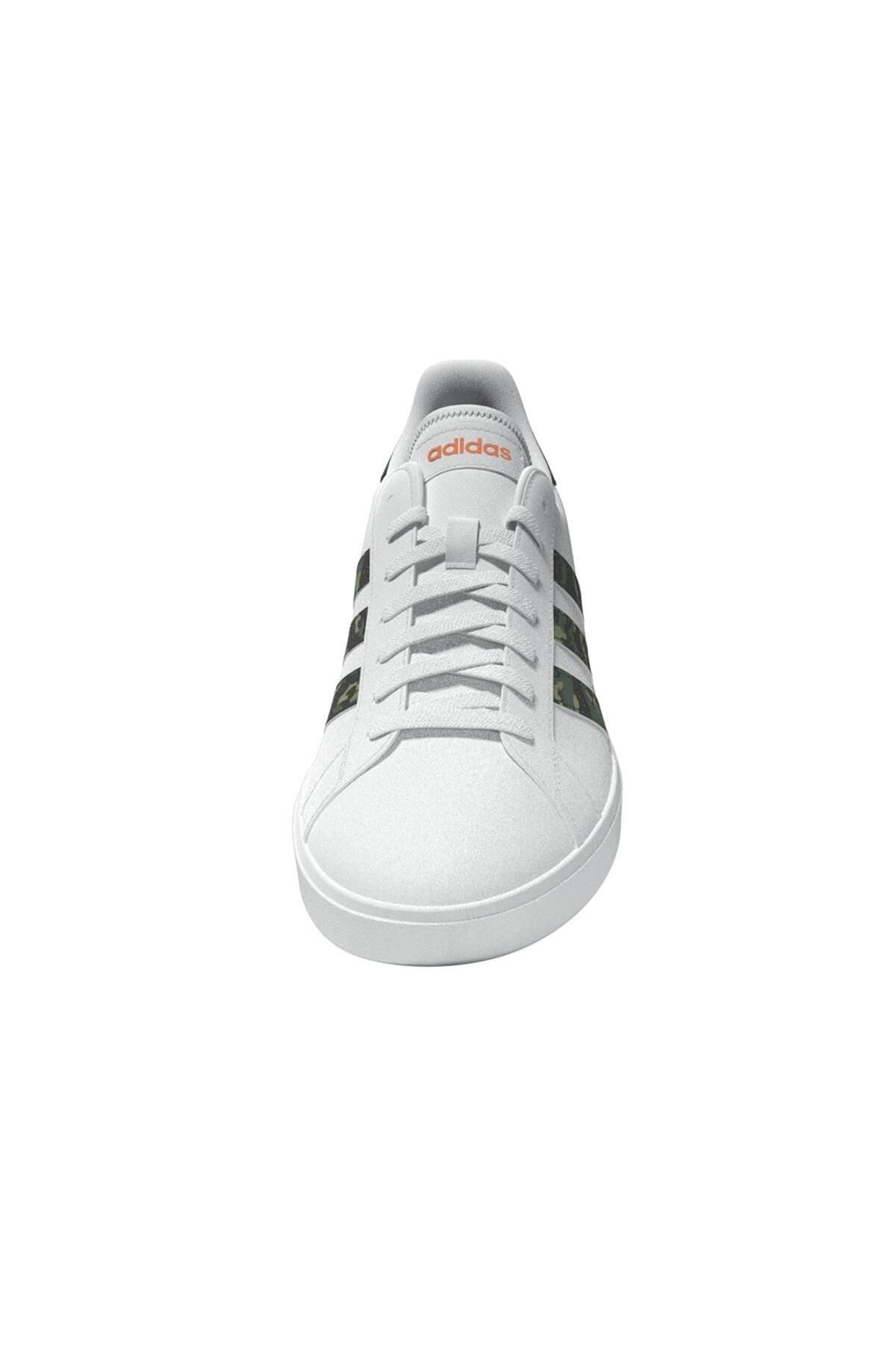 Adidas star store court