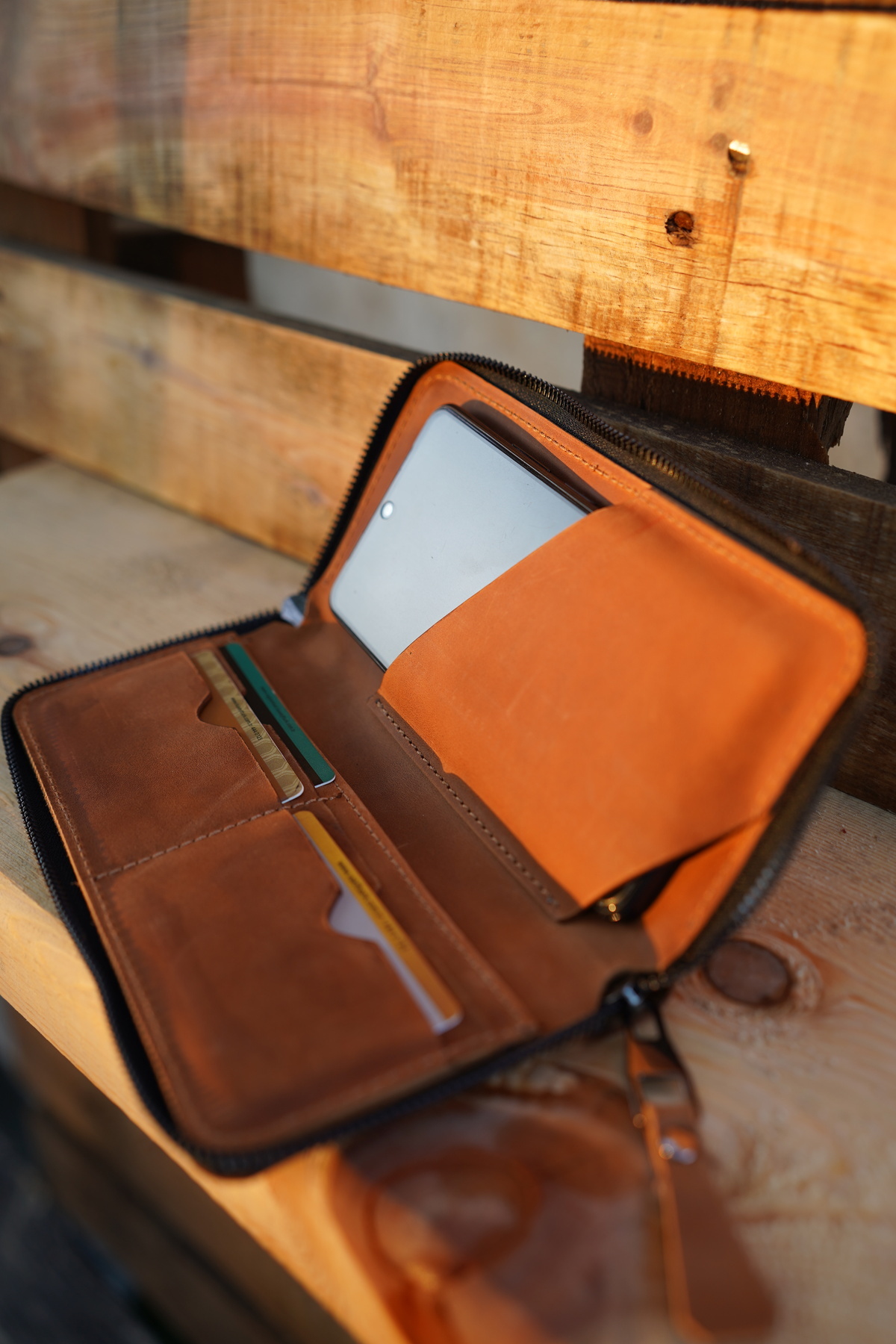 Ancient Leather Craft Jericho Hakiki Deri Telefon Bölmeli Unisex