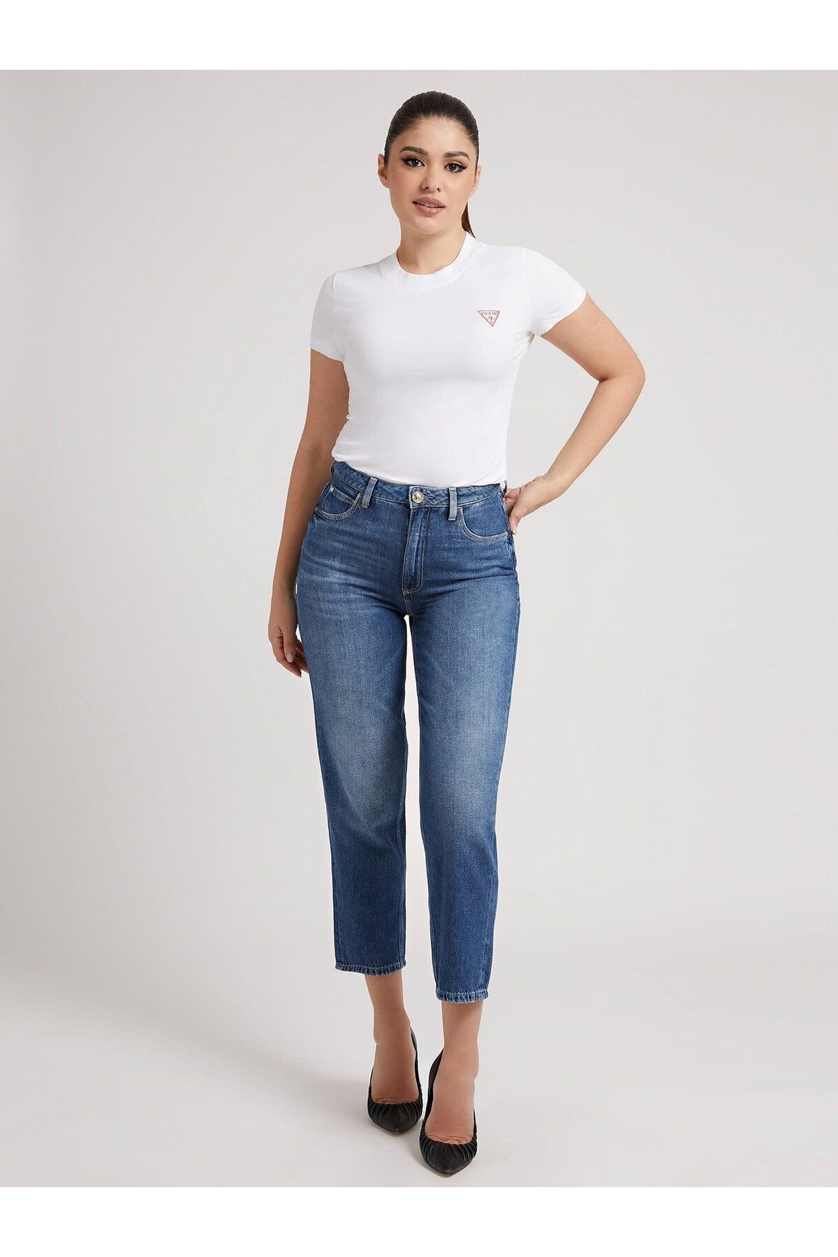 Guess top jeans outfit