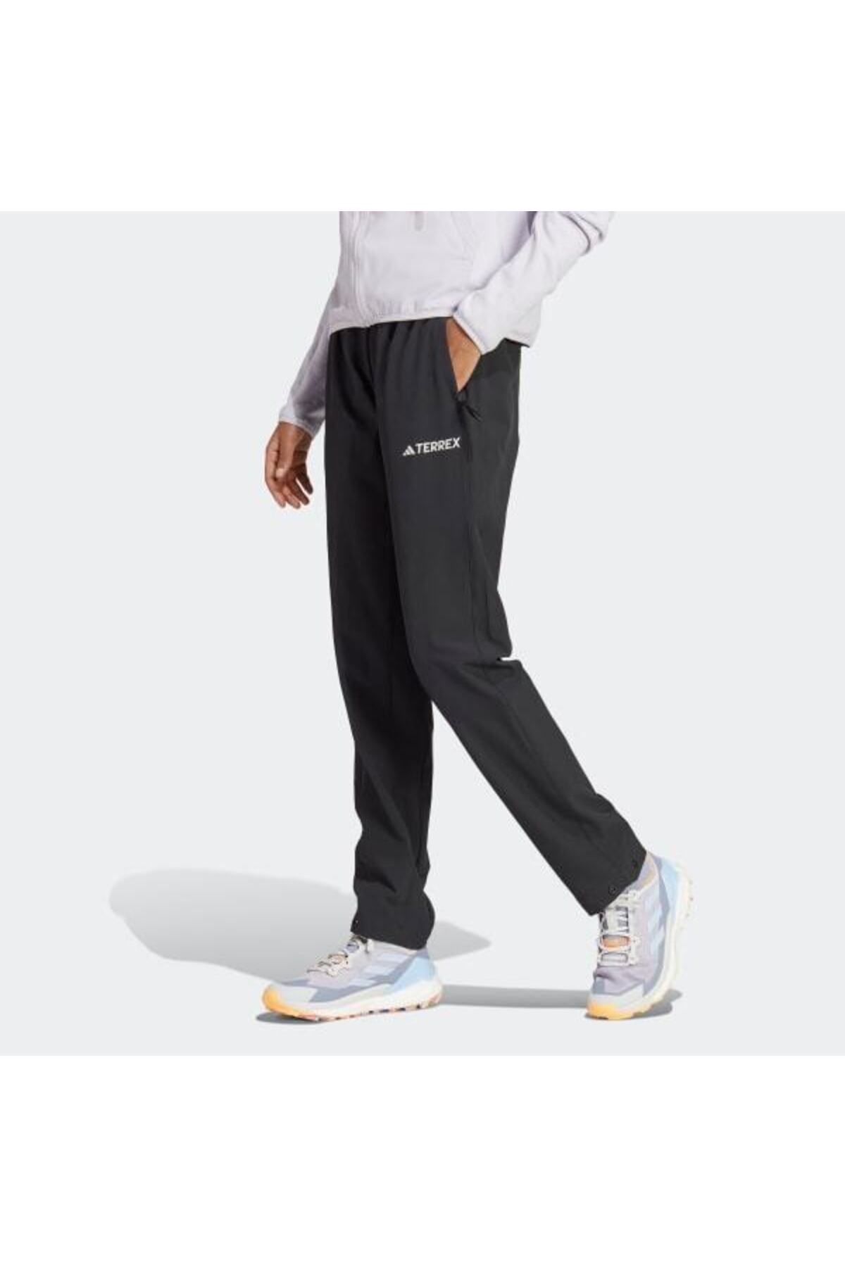 Mens Adidas Slim Fit Tracksuit Jogging Bottoms Joggers Track Pants - Black  | eBay