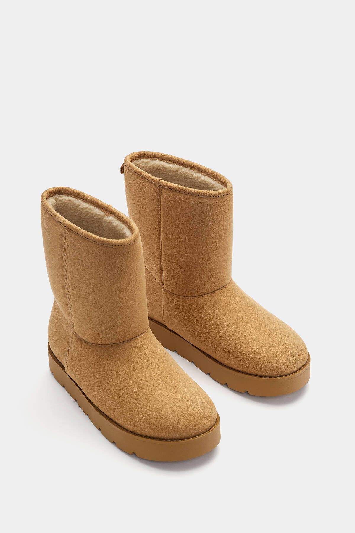 Ugg pull 2025 and bear