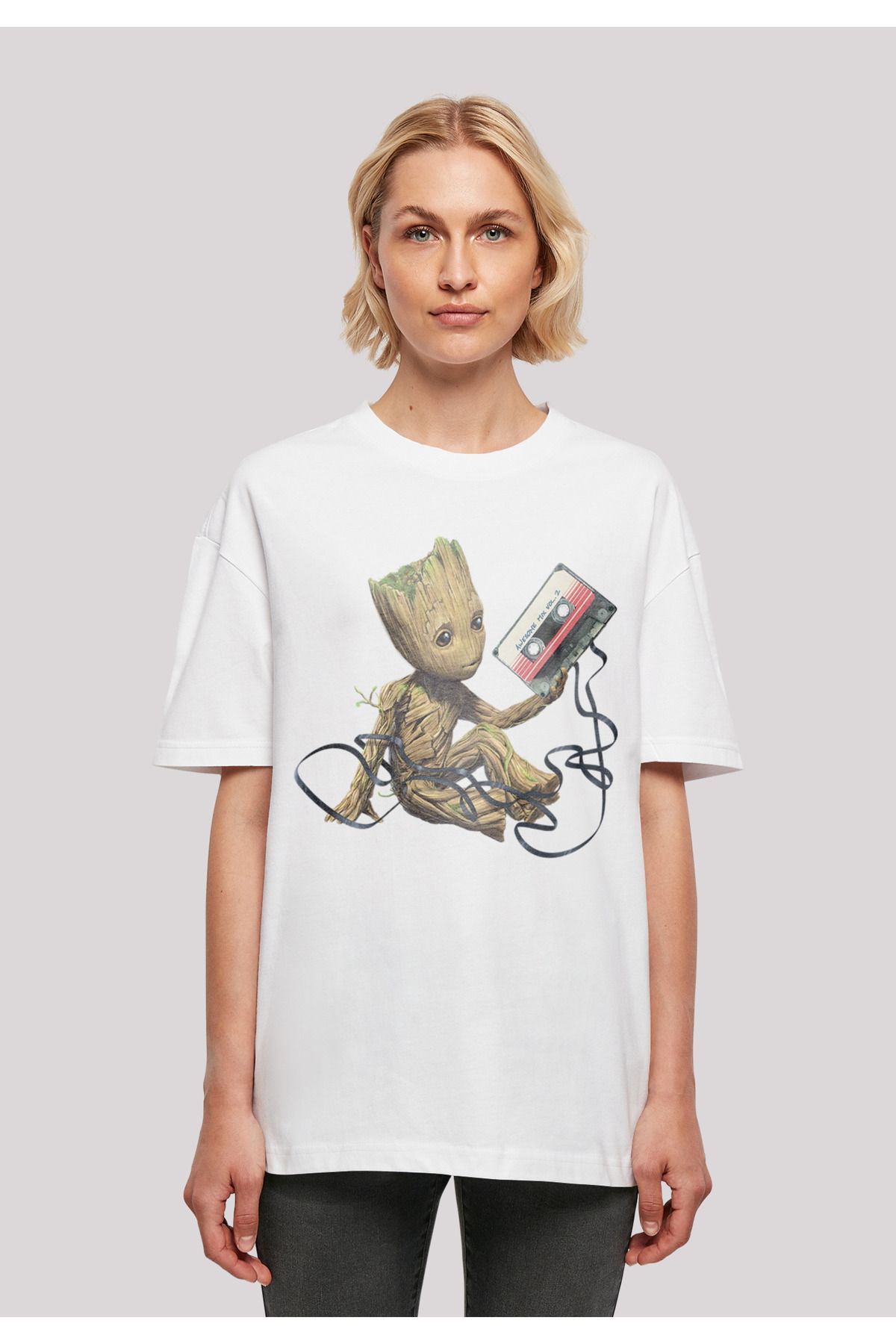 Tape Trendyol The Marvel Galaxy Guardians Boyfriend-T-Shirt für übergroßem Vol2 F4NT4STIC mit Of Groot Damen - Damen