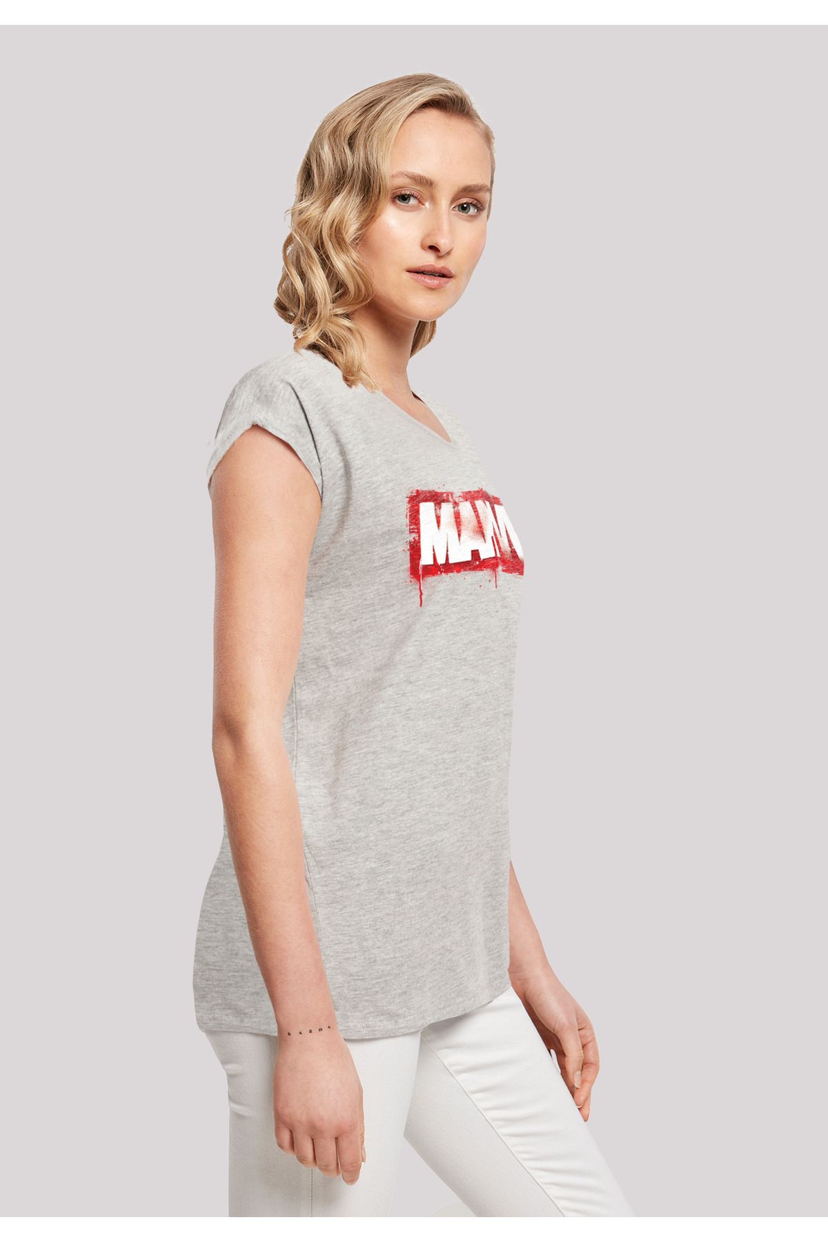 F4NT4STIC Damen Marvel Spray verlängerter Schulter mit - mit Damen-T-Shirt Trendyol Logo