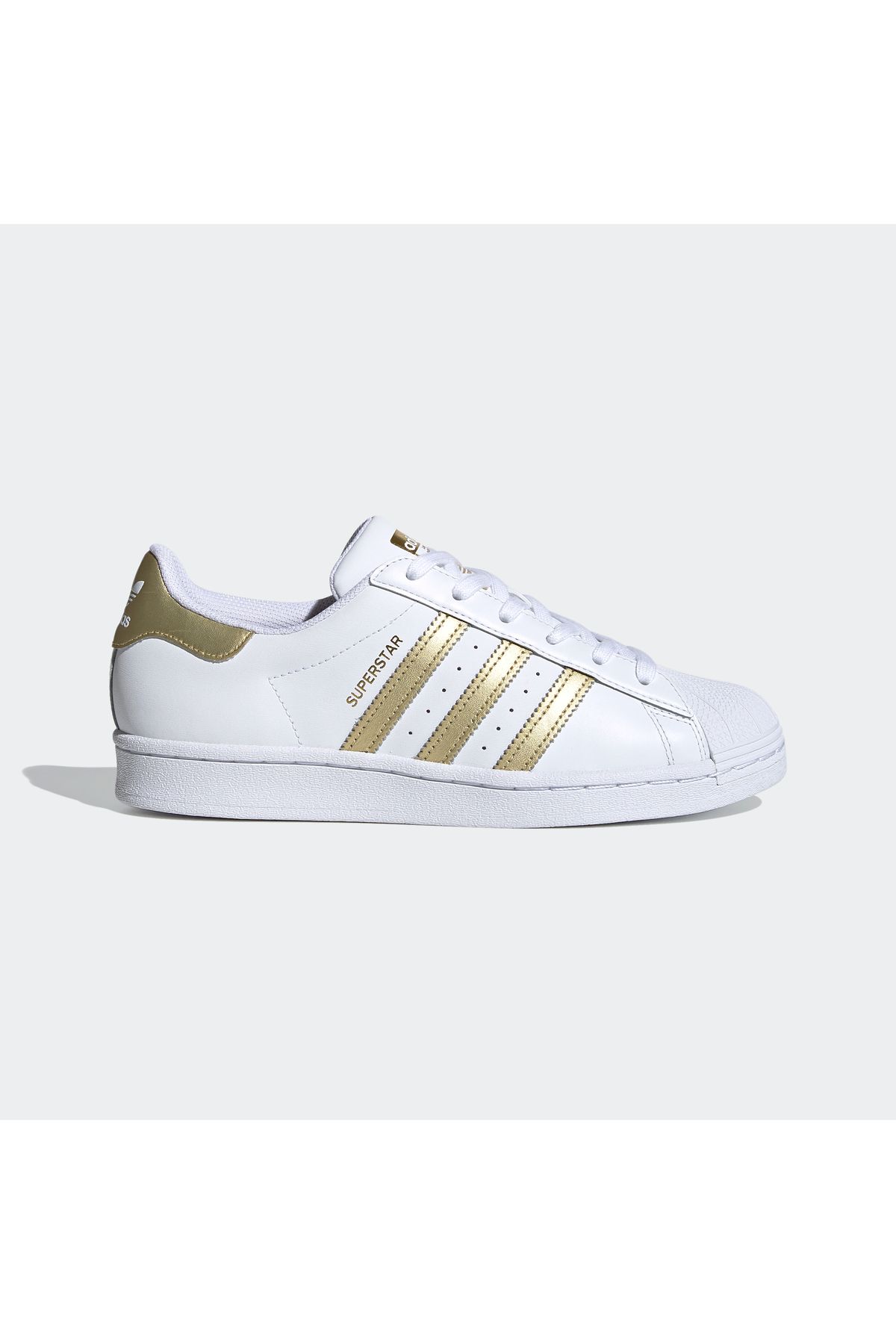 Pic of superstar shoes 2025
