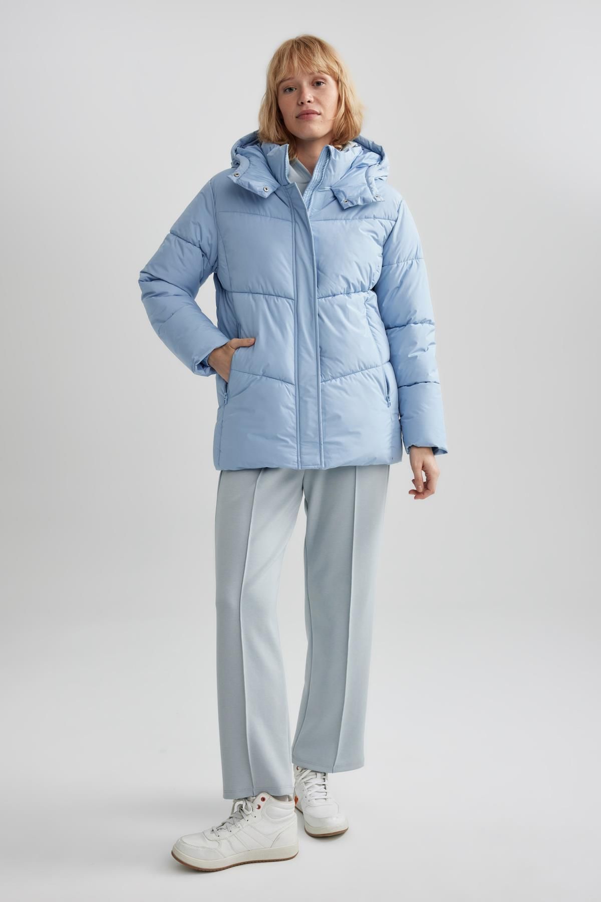 Defacto store light jacket