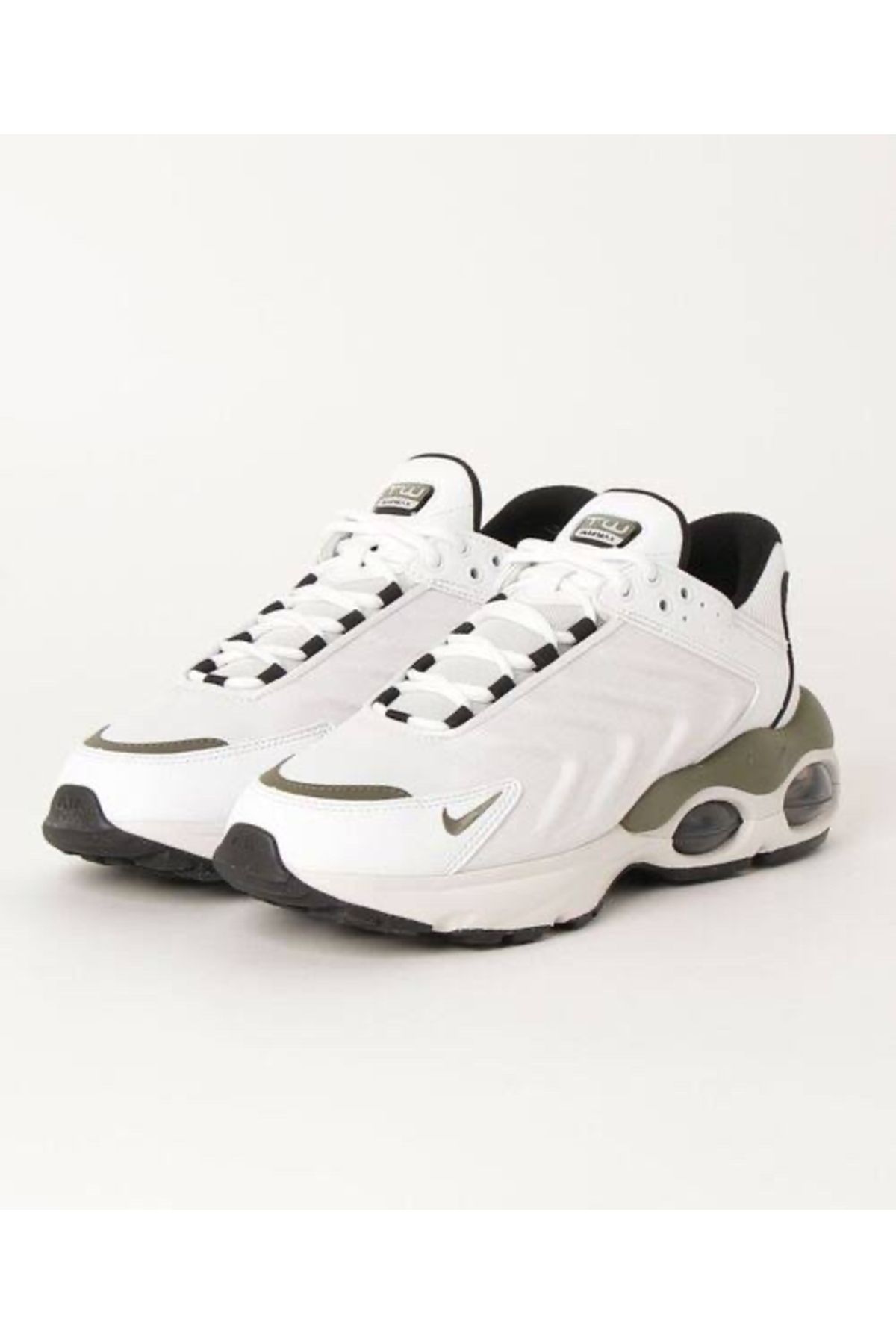 Nike Walking Shoes White Short heels 1 4 cm Trendyol