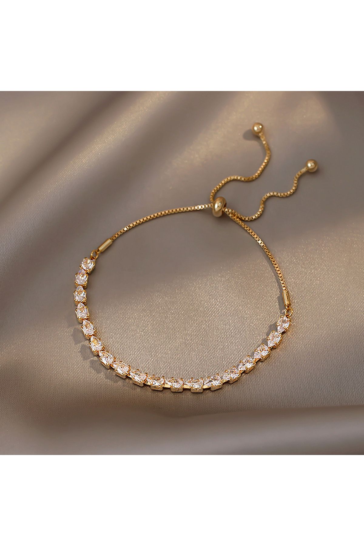 Gold bracelet 2025 costume jewelry