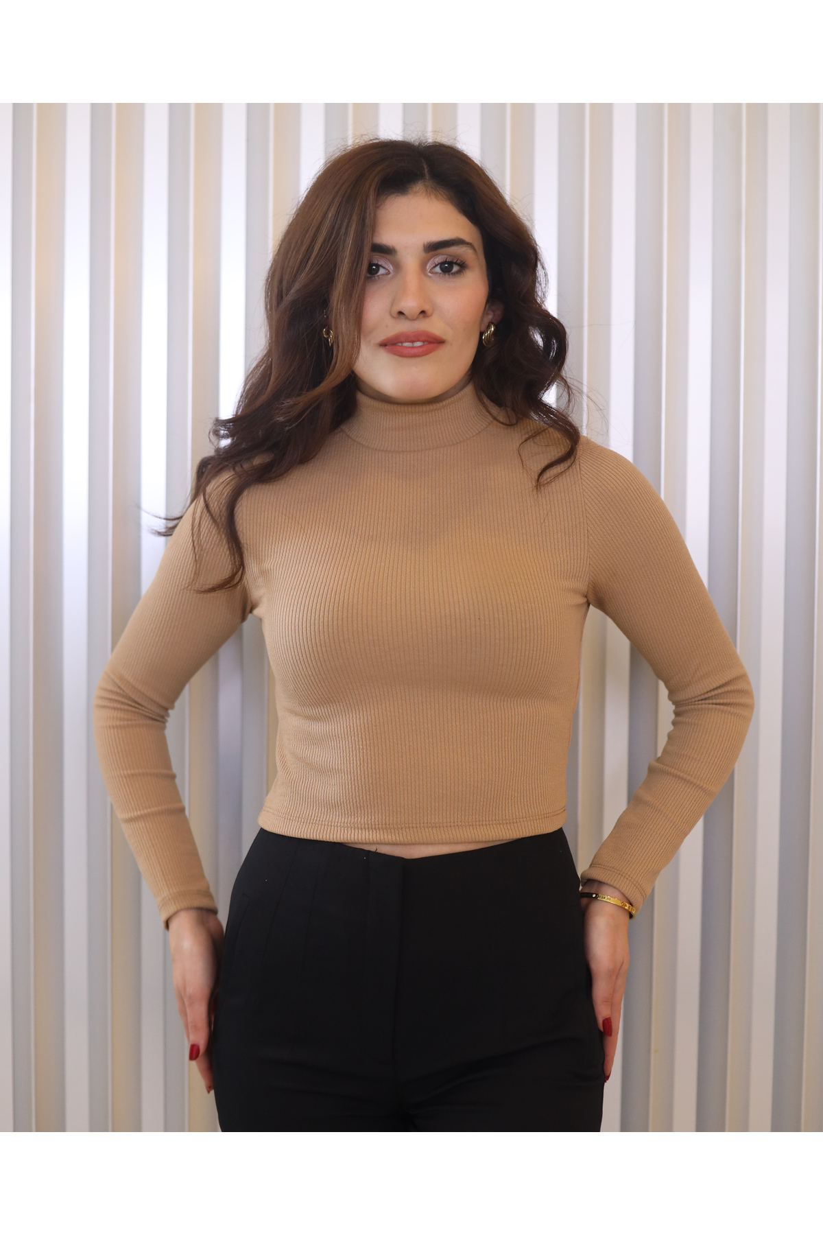 Camel Yarım Balıkçı Fitilli Örme Crop