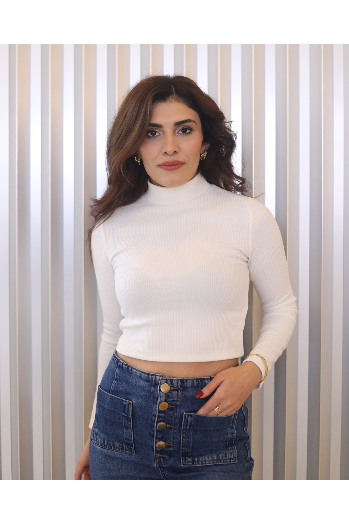 Beyaz Yarım Balıkçı Fitilli Örme Crop