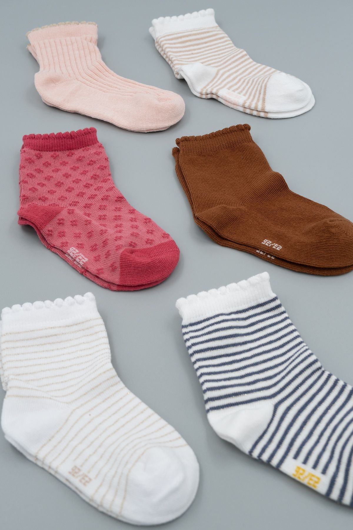Gold hot sale toddler socks