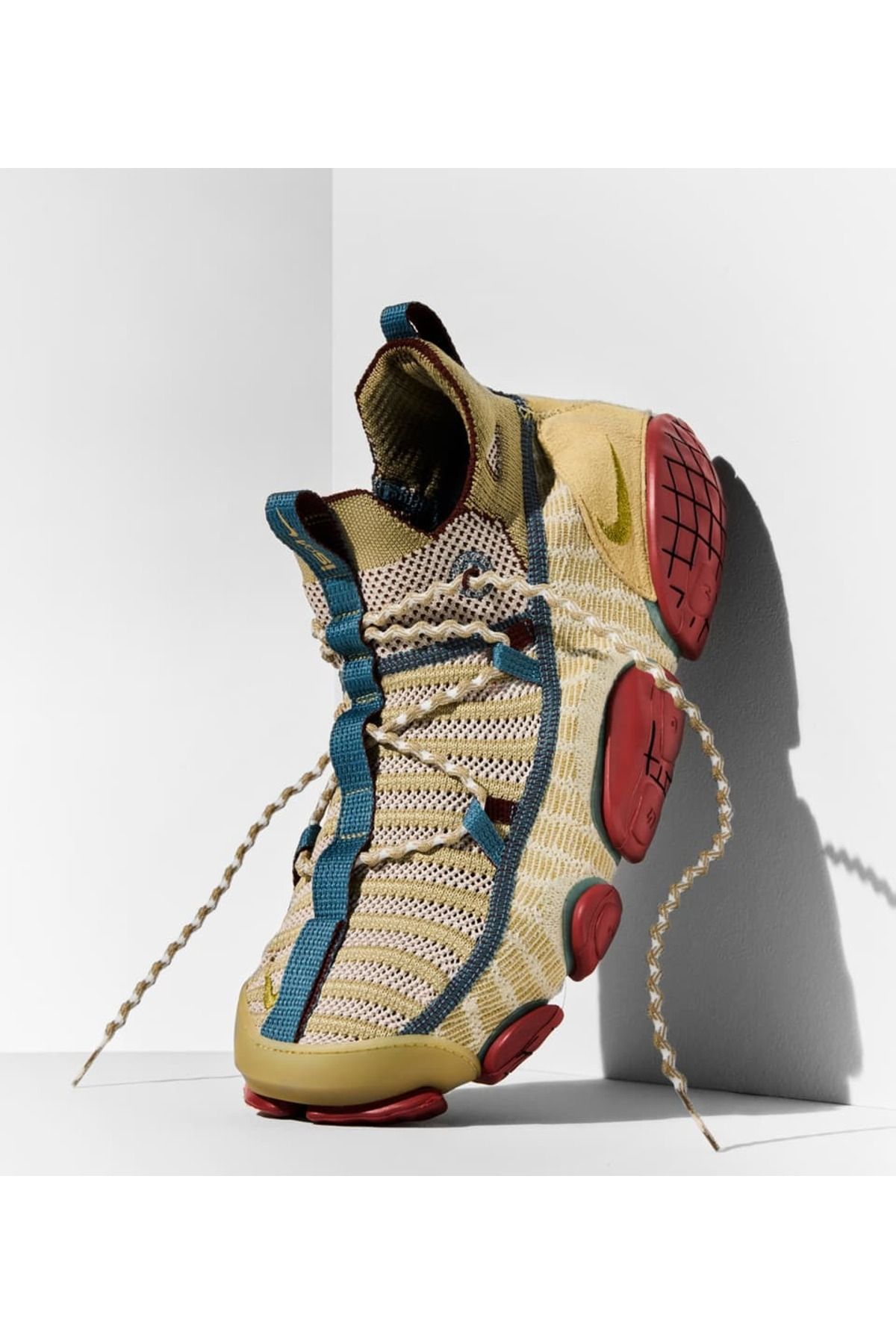 Ispa hotsell nike 27