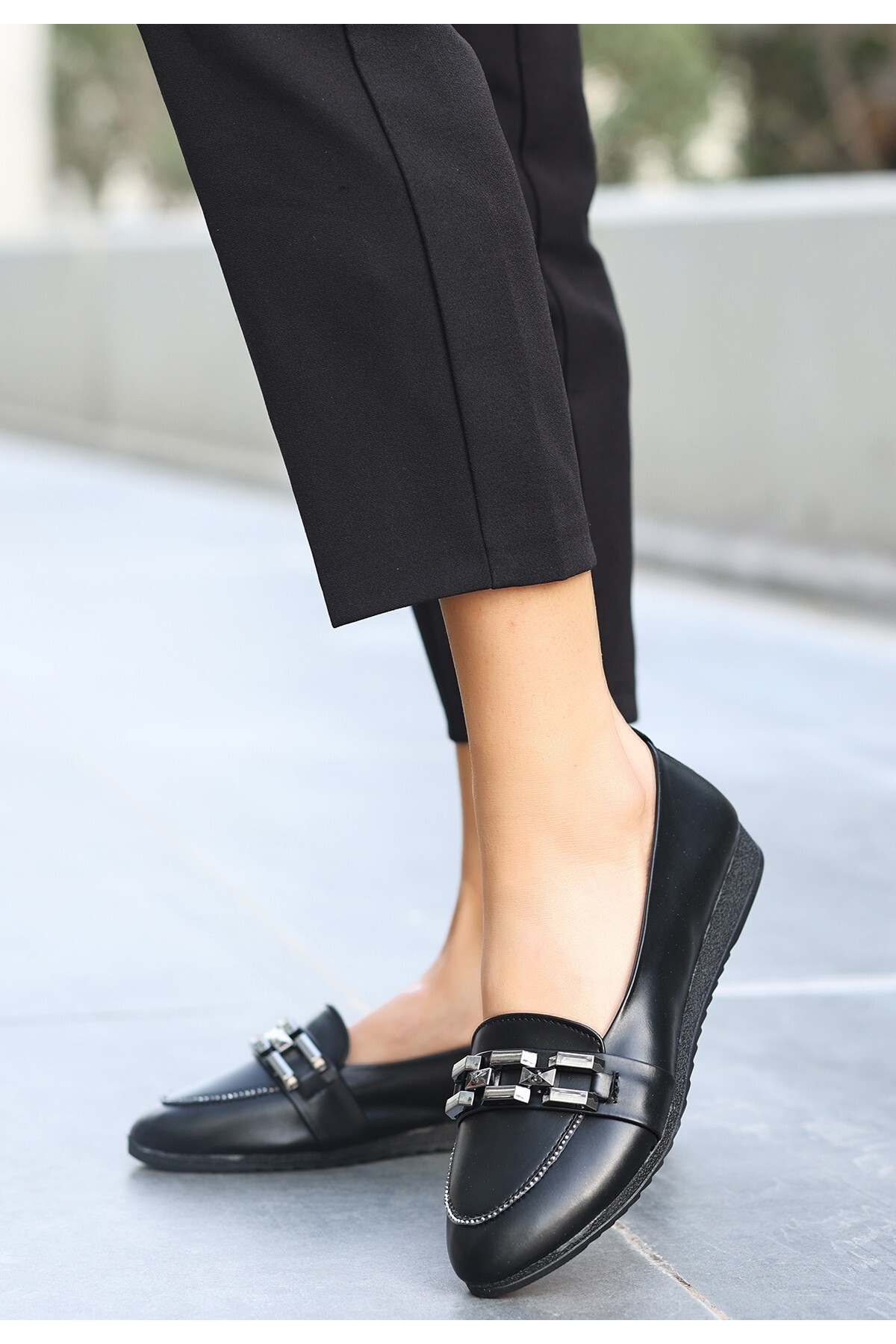 Dois Siyah Cilt Babet Ayakkabı