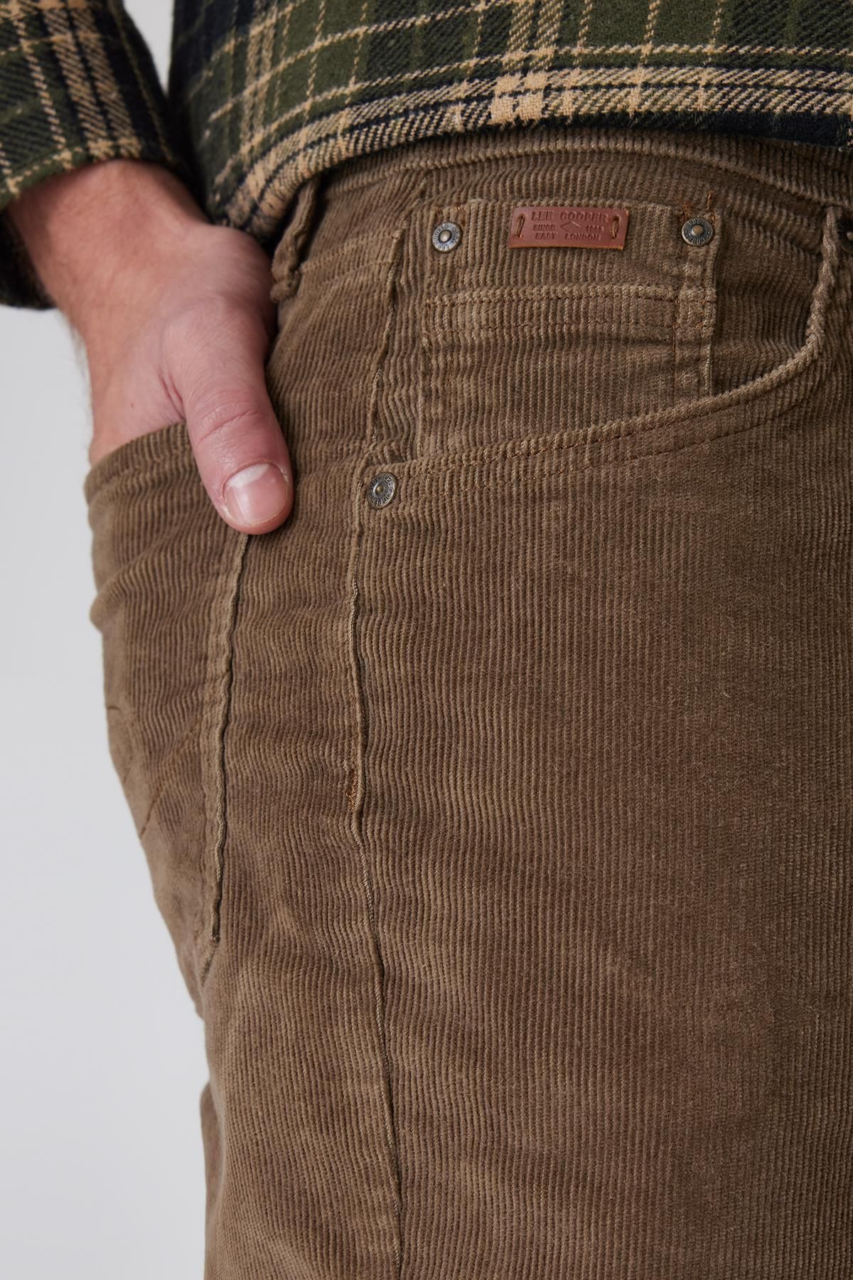 شلوار نود مردانه ریکی کادیف بژ Lee Cooper