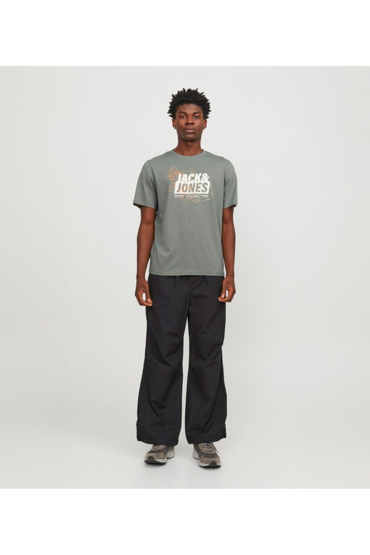 تی شرت سبز مردانه Jack Jones یقه روشن با چاپ Jack & Jones