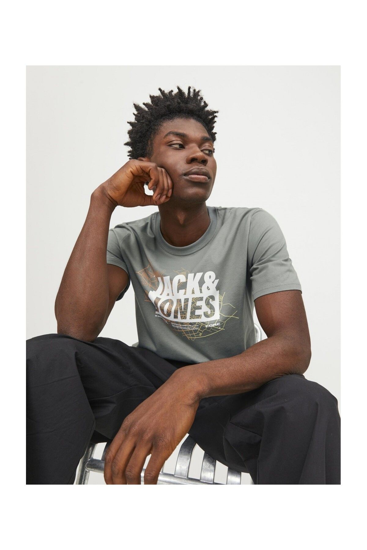 تی شرت سبز مردانه Jack Jones یقه روشن با چاپ Jack & Jones