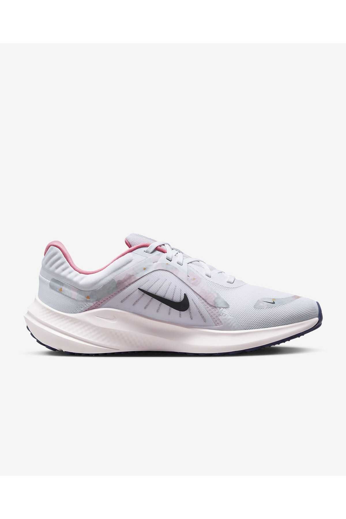 Nike quest lady black aw19 deals