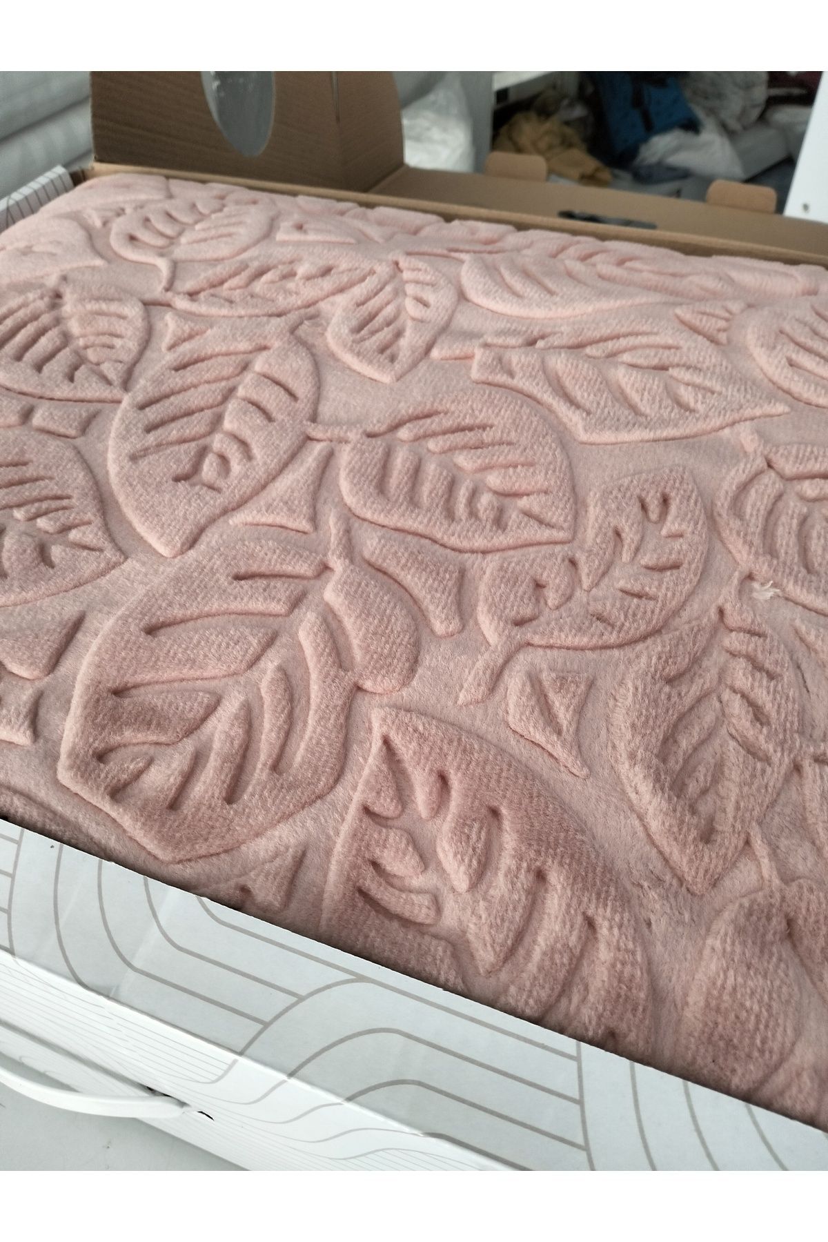 MERİNOS ELEGANS TEK KİŞİLİK EMBOS VİZON BATTANİYE