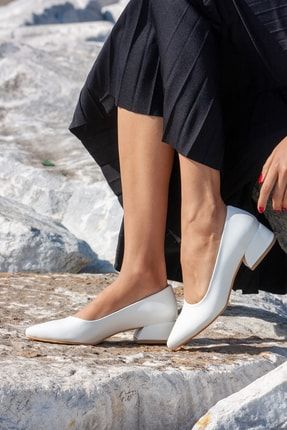 Beyaz Renk Cilt Topuklu Ayakkabı 3 cm B02605