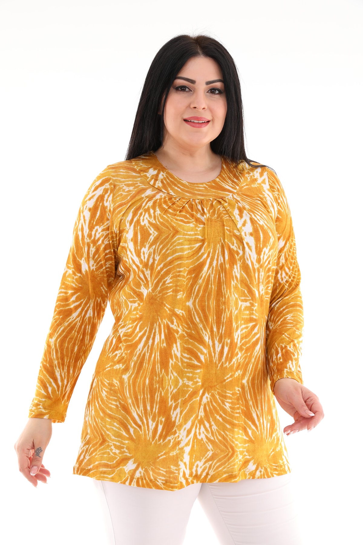 Şahbaz Büyük Beden Büzgülü Yaka Kısa Tunik