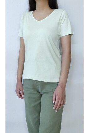 Kadın Mint Yeşili Basic V-yaka %100 Pamuk Kısa Kol T-shirt BML21-BV031905