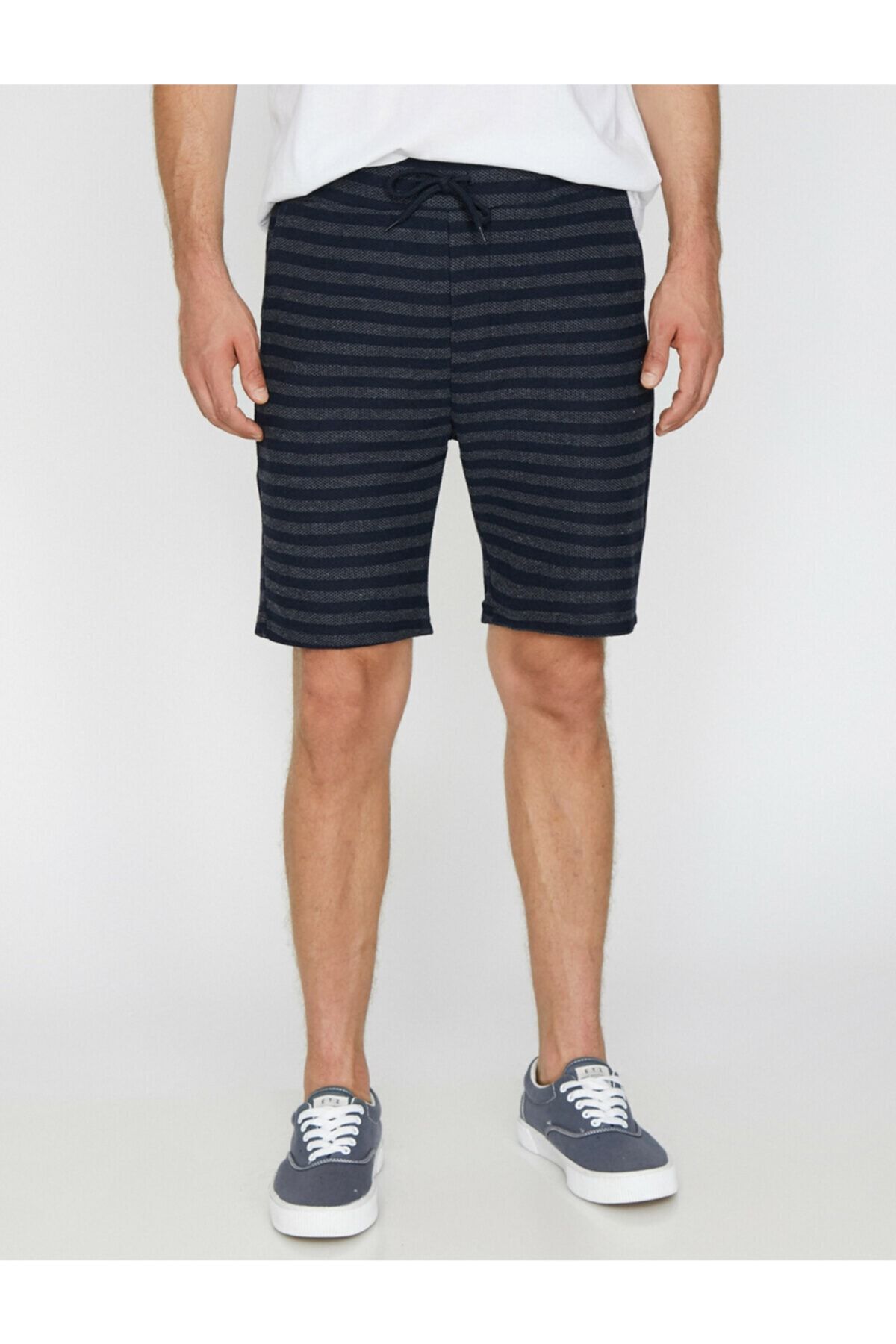 Koton-Striped Patterned Fabric Shorts with Pockets 4