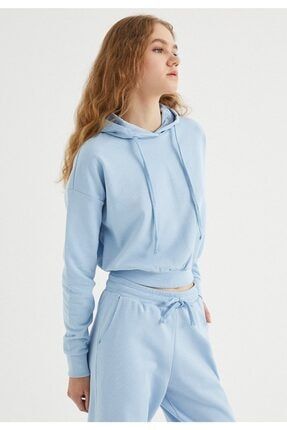 Kadın Mavi Regular Fit Kapuşonlu Crop Sweatshirt WWSS03