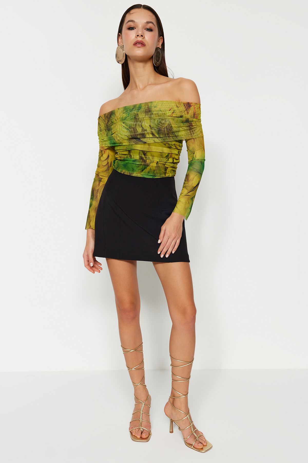 Trendyol Collection-Gemusterte, farbenfrohe Bluse aus gestricktem Tüll - TPRAW24BZ00094 3