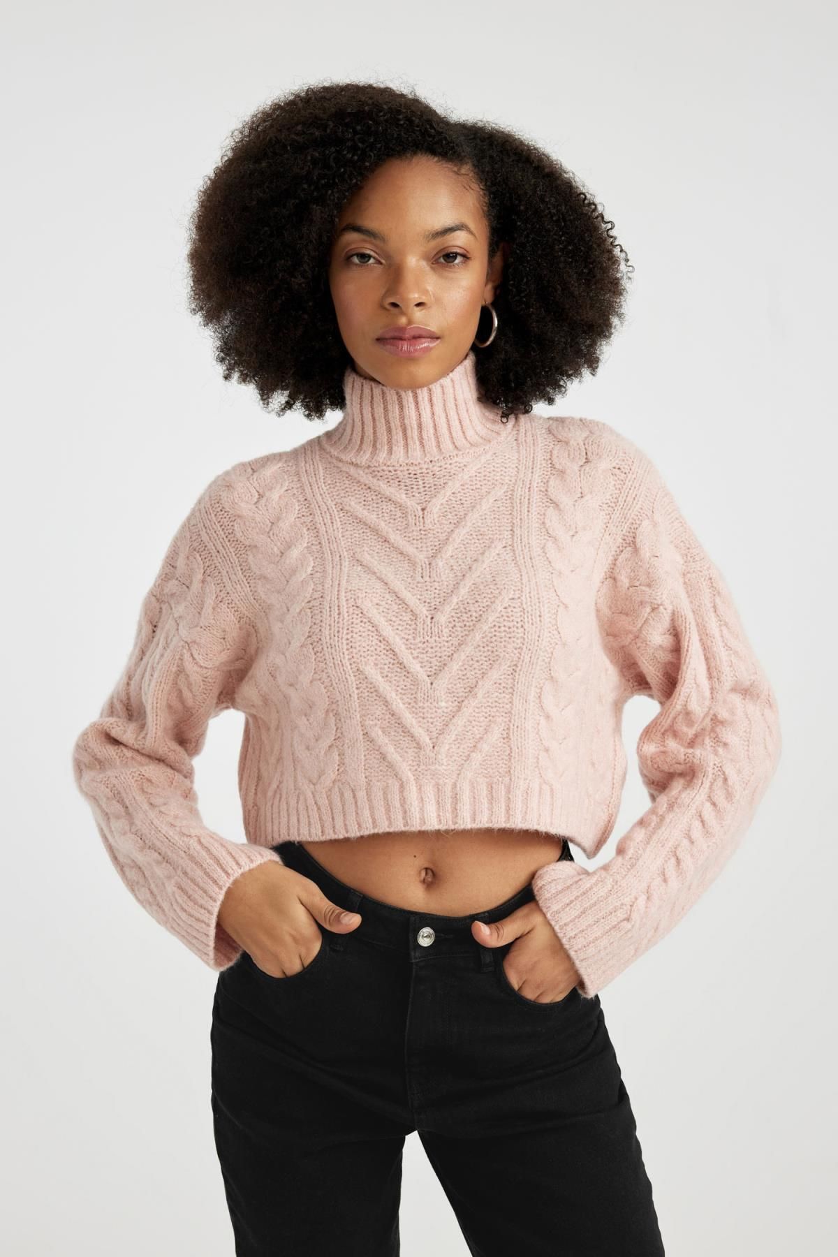 DeFacto-Strickpullover mit normaler Passform und halbem Rollkragenpullover B5443ax23wn 1