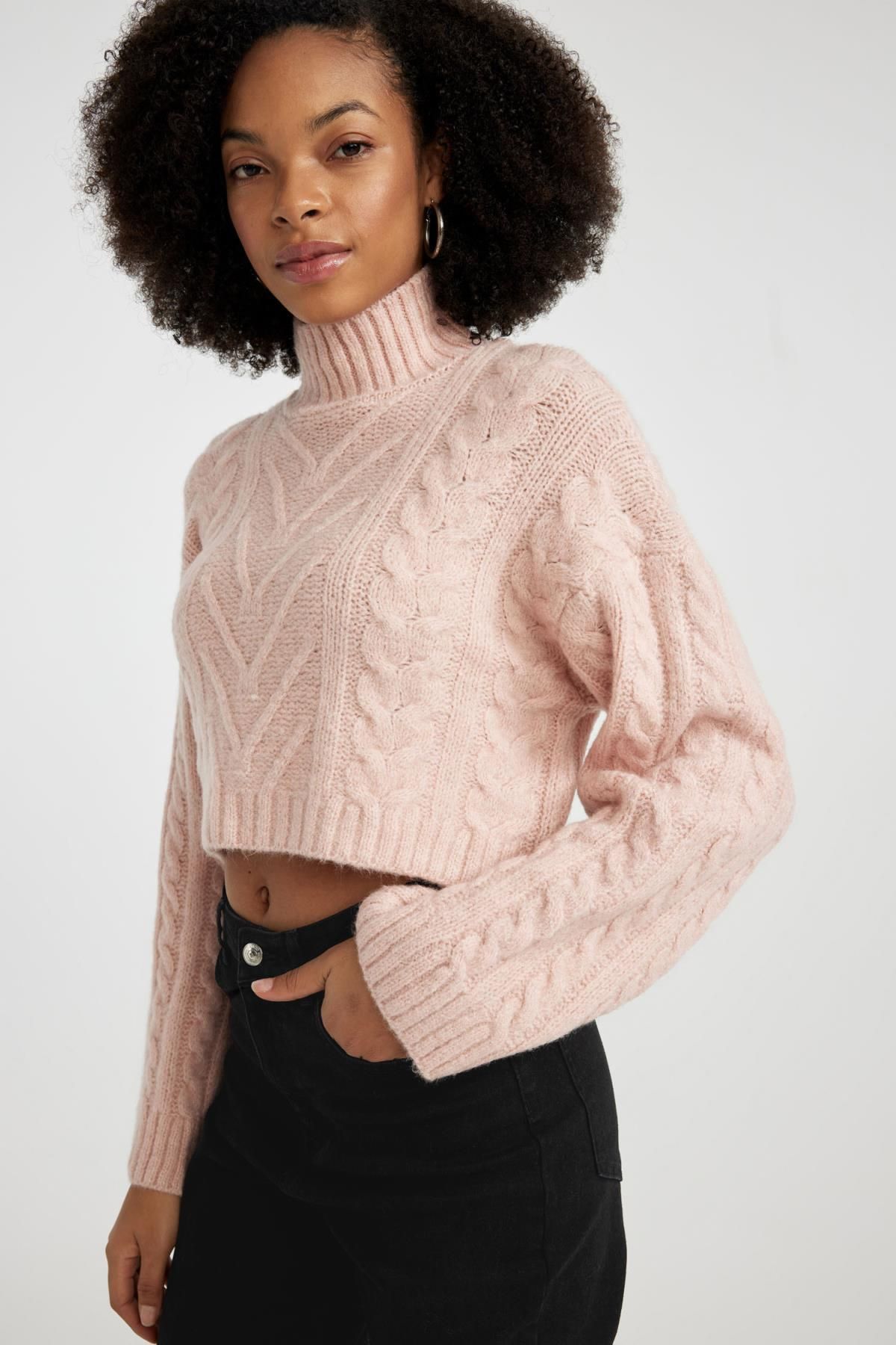 DeFacto-Strickpullover mit normaler Passform und halbem Rollkragenpullover B5443ax23wn 4