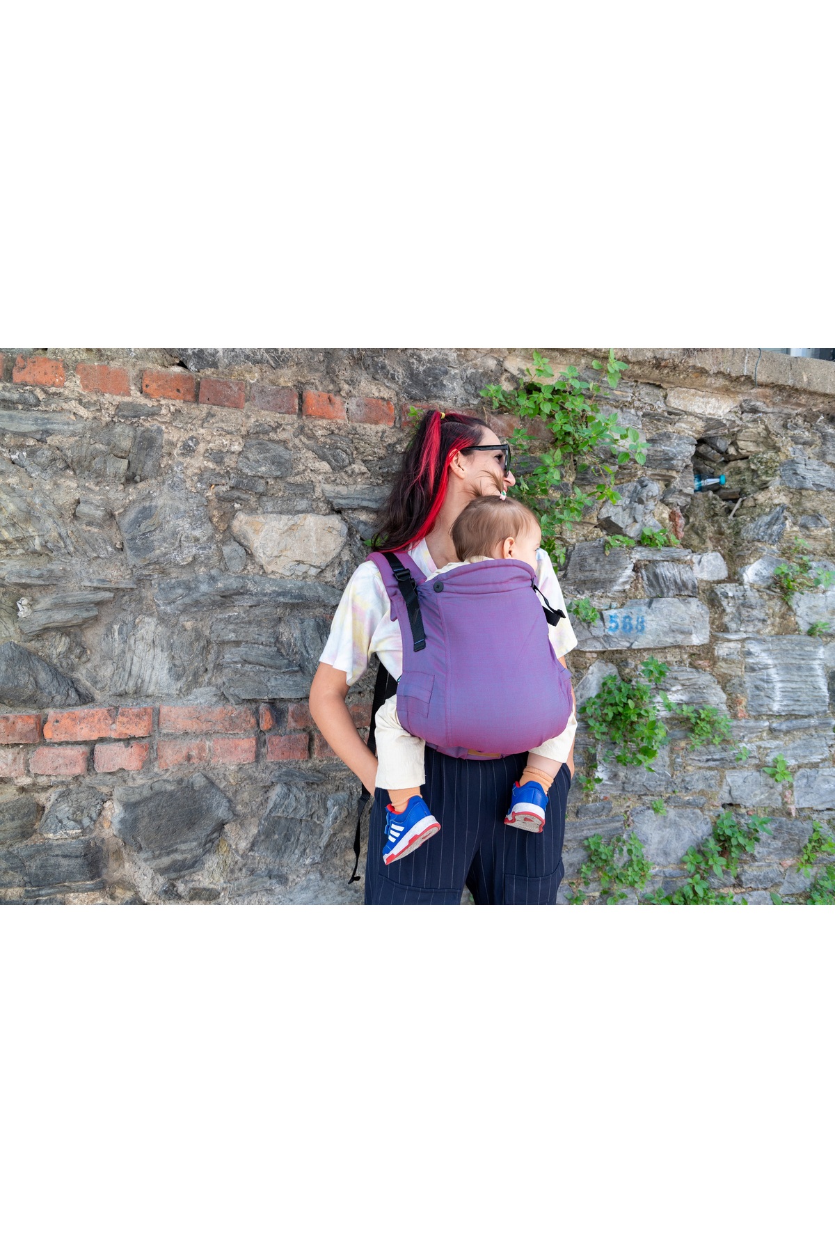 Huggyberry Huggy Plus Toddler Size Carrier - Berry fotoğrafı 2 (önizleme)