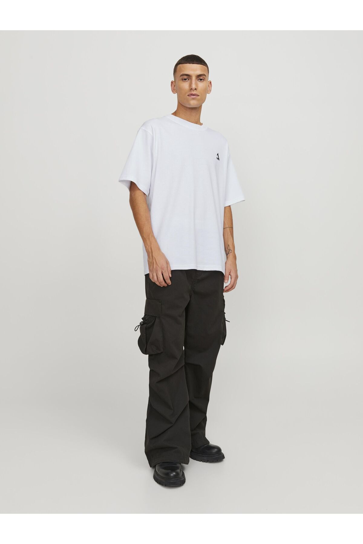 تیشرت مردانه سفید جک اند جونز | 12253435 اورجینال - تصویر 5