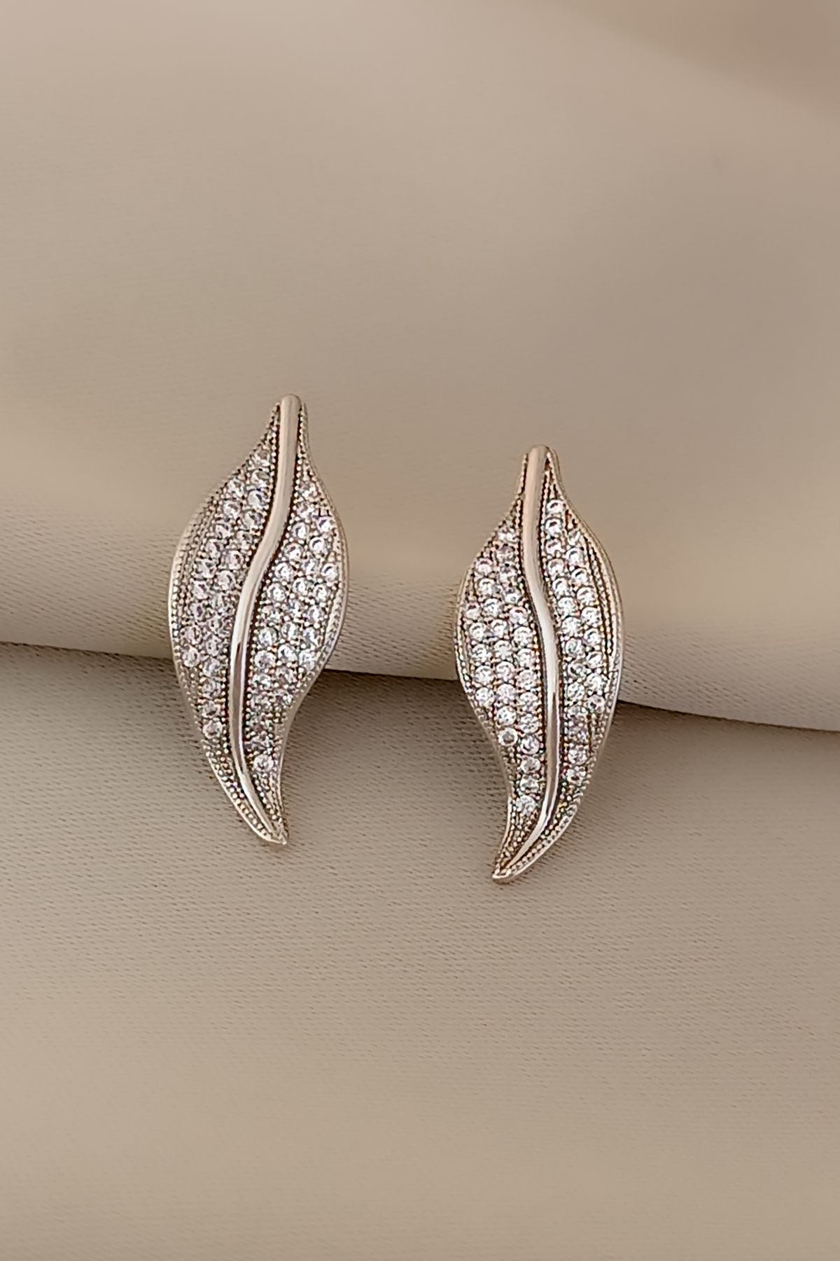 Earrings for deals modern dress