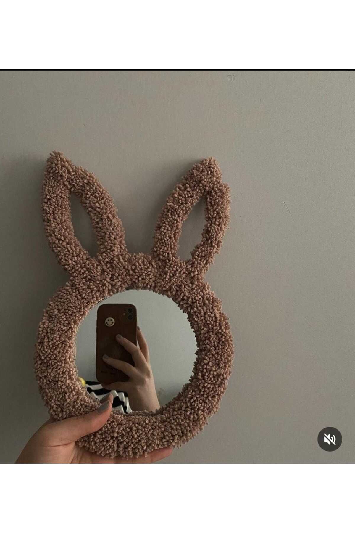 Sleepy bunny mirror – oak
