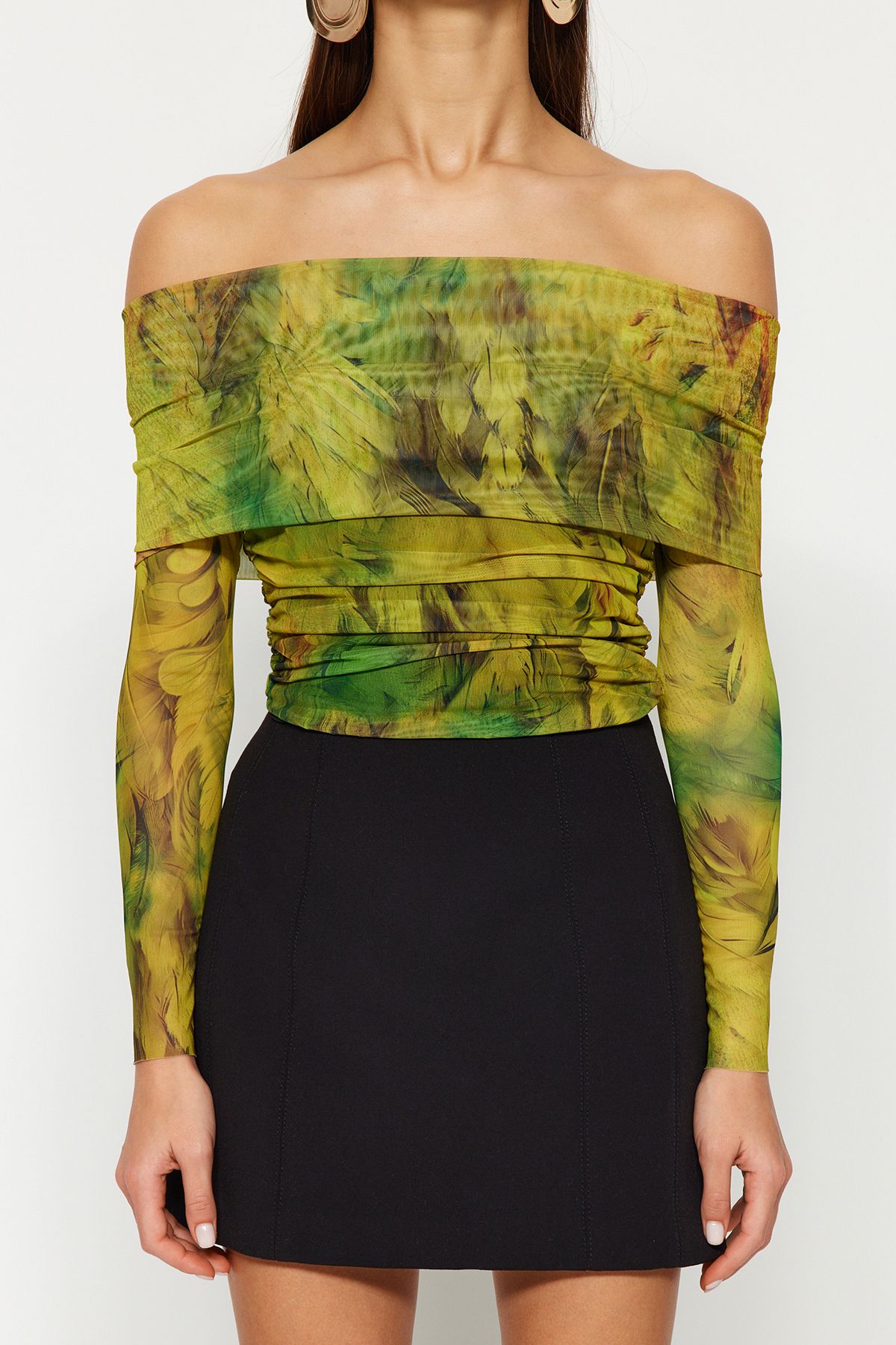 Trendyol Collection-Gemusterte, farbenfrohe Bluse aus gestricktem Tüll - TPRAW24BZ00094 4
