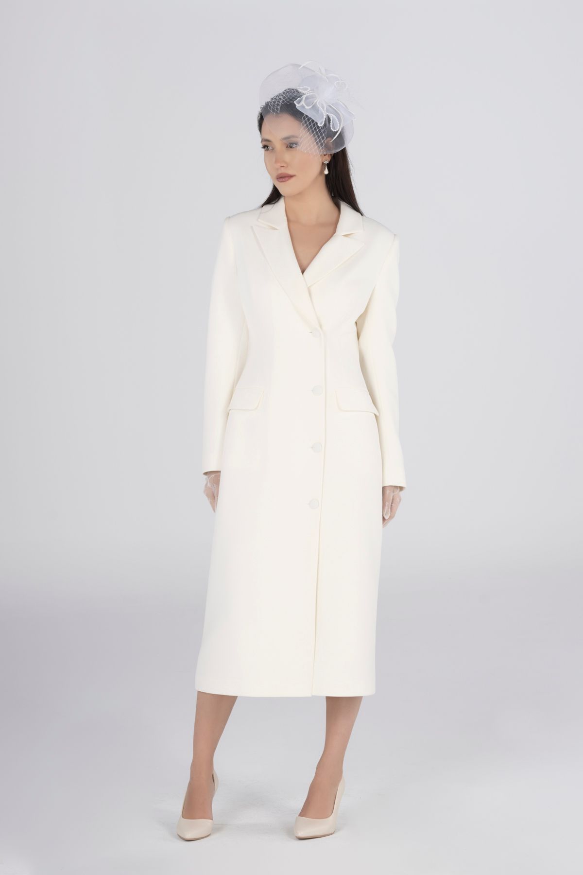 https://cdn.dsmcdn.com/ty1082/product/media/images/prod/SPM/PIM/20231207/23/e6bd8f26-bd0b-31e6-b1e7-d0292acd08dd/1_org_zoom.jpg