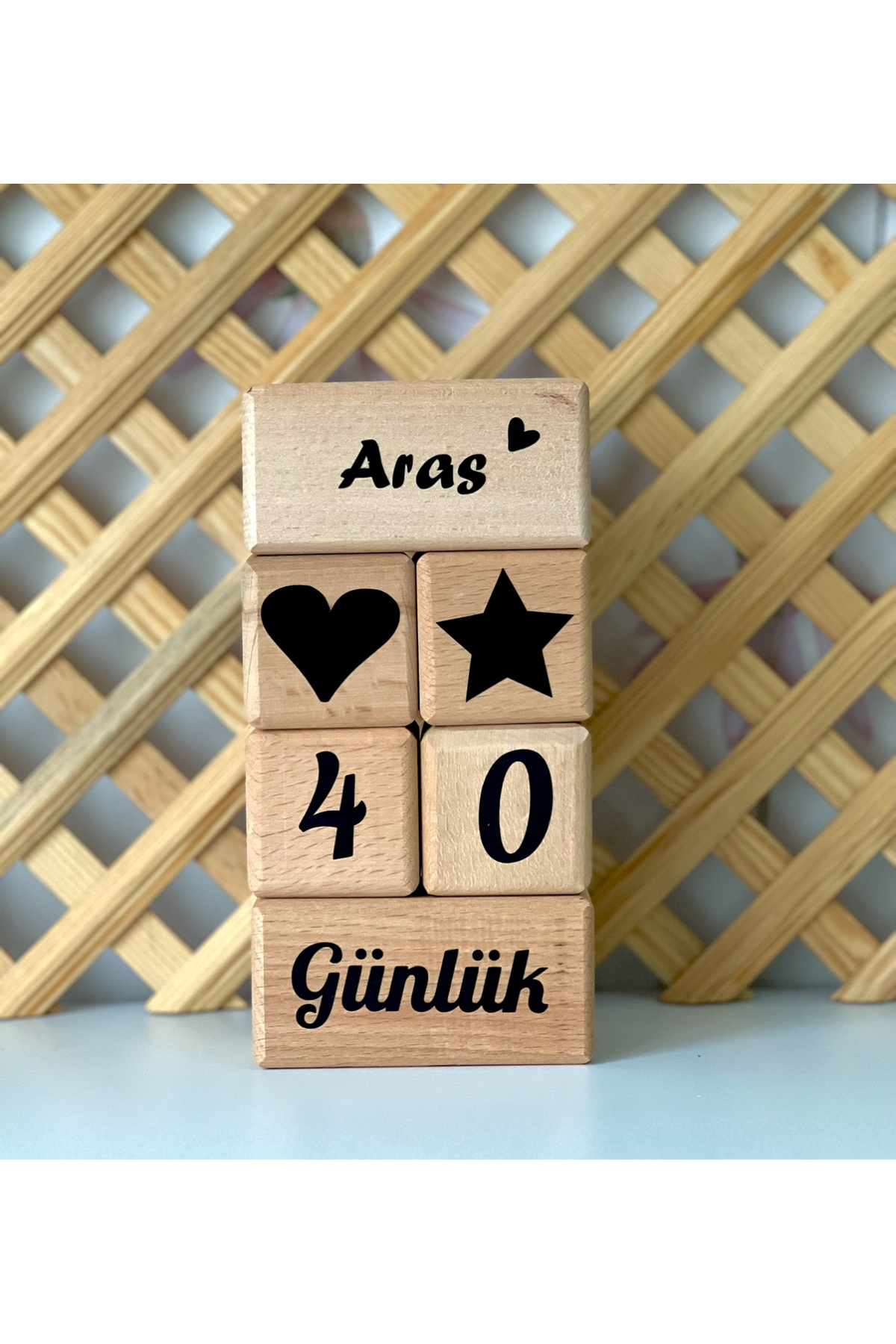 Kalp ve yıldız sembollü anne bebek anı küpü