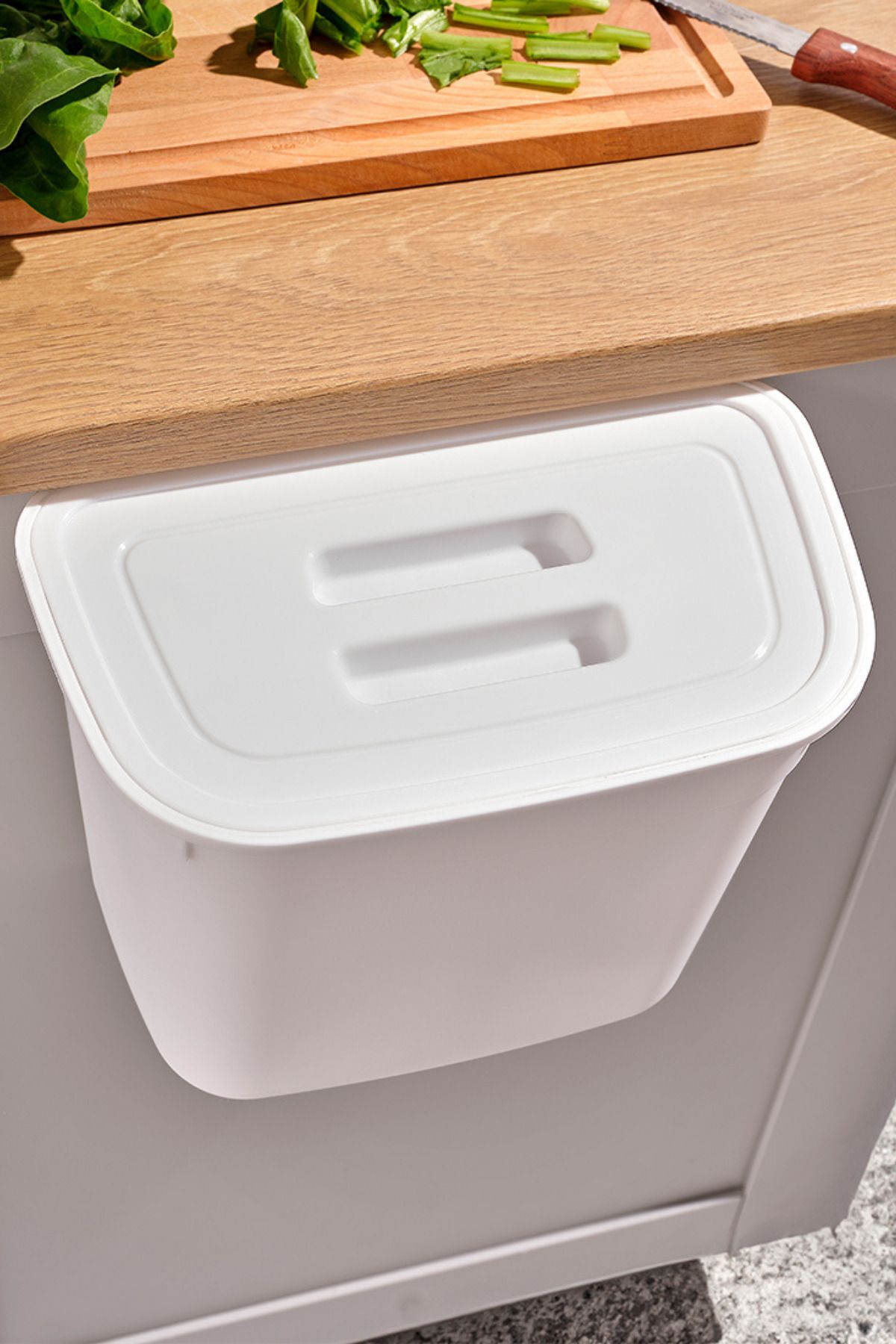 Flosoft-Hanging Trash Can with Inner Cabinet Lid, Wardrobe Lid Hanging Trash Can 7 Liters 5