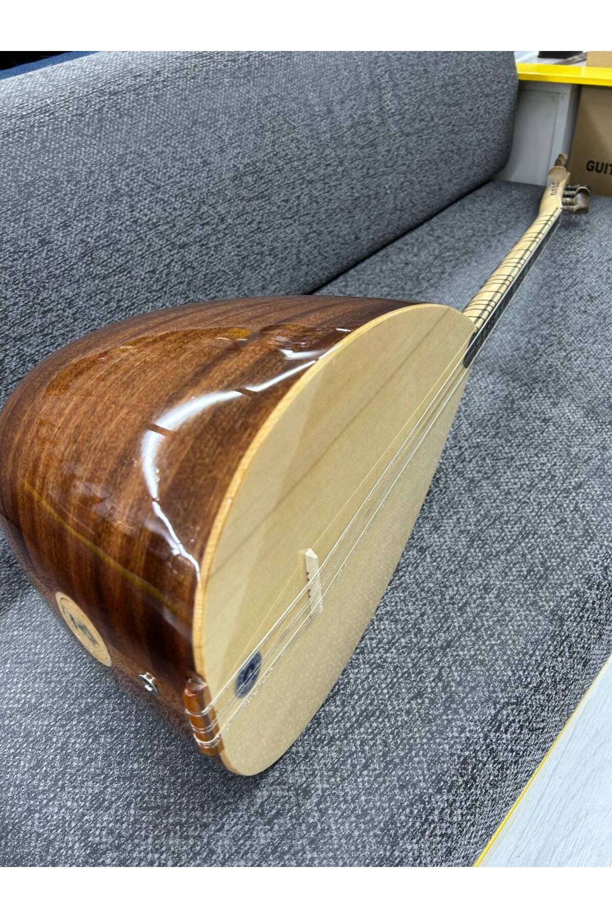 Melody Saz Baglama Professionnel - Col Court Maun Avec Équalizer Fishman Et Accordeur - Inclut Pochette