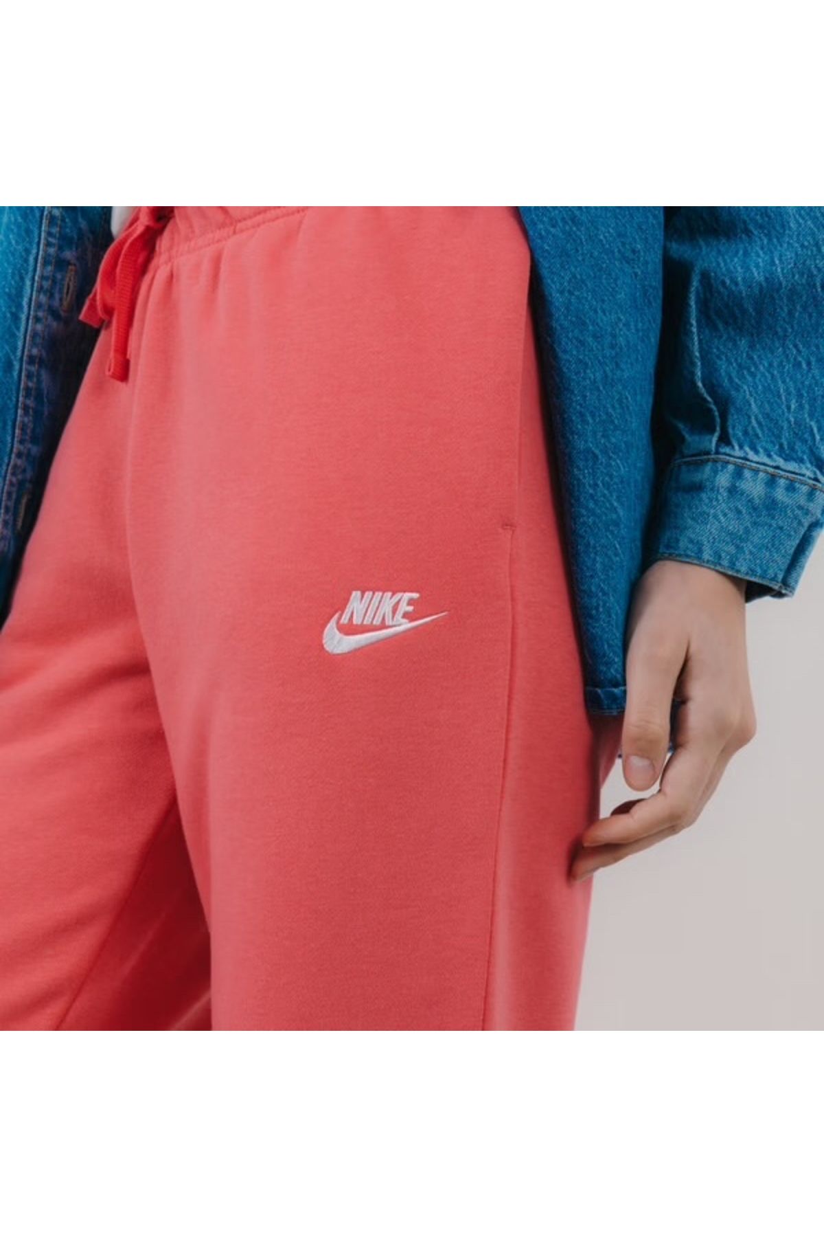 Nike shop multicolor sweatpants