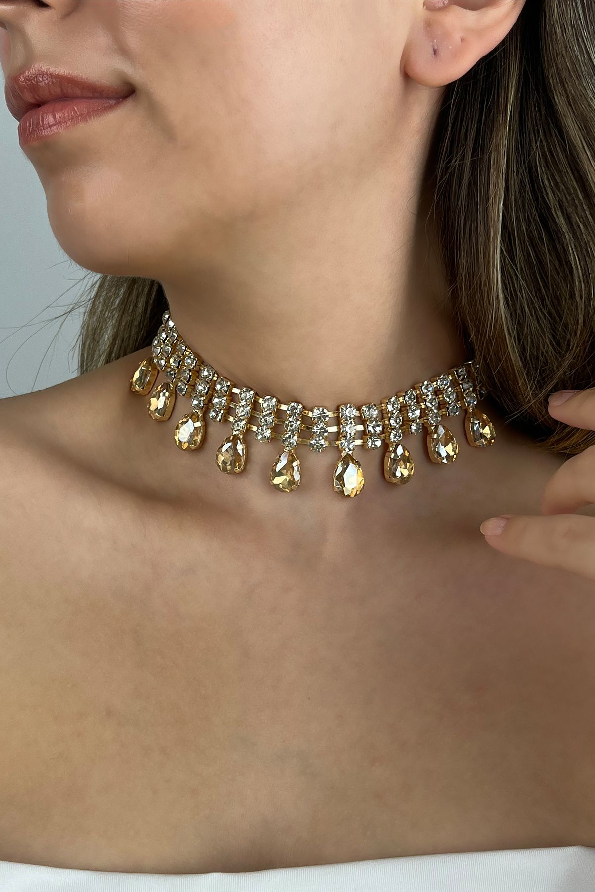 Zircon shop choker necklace