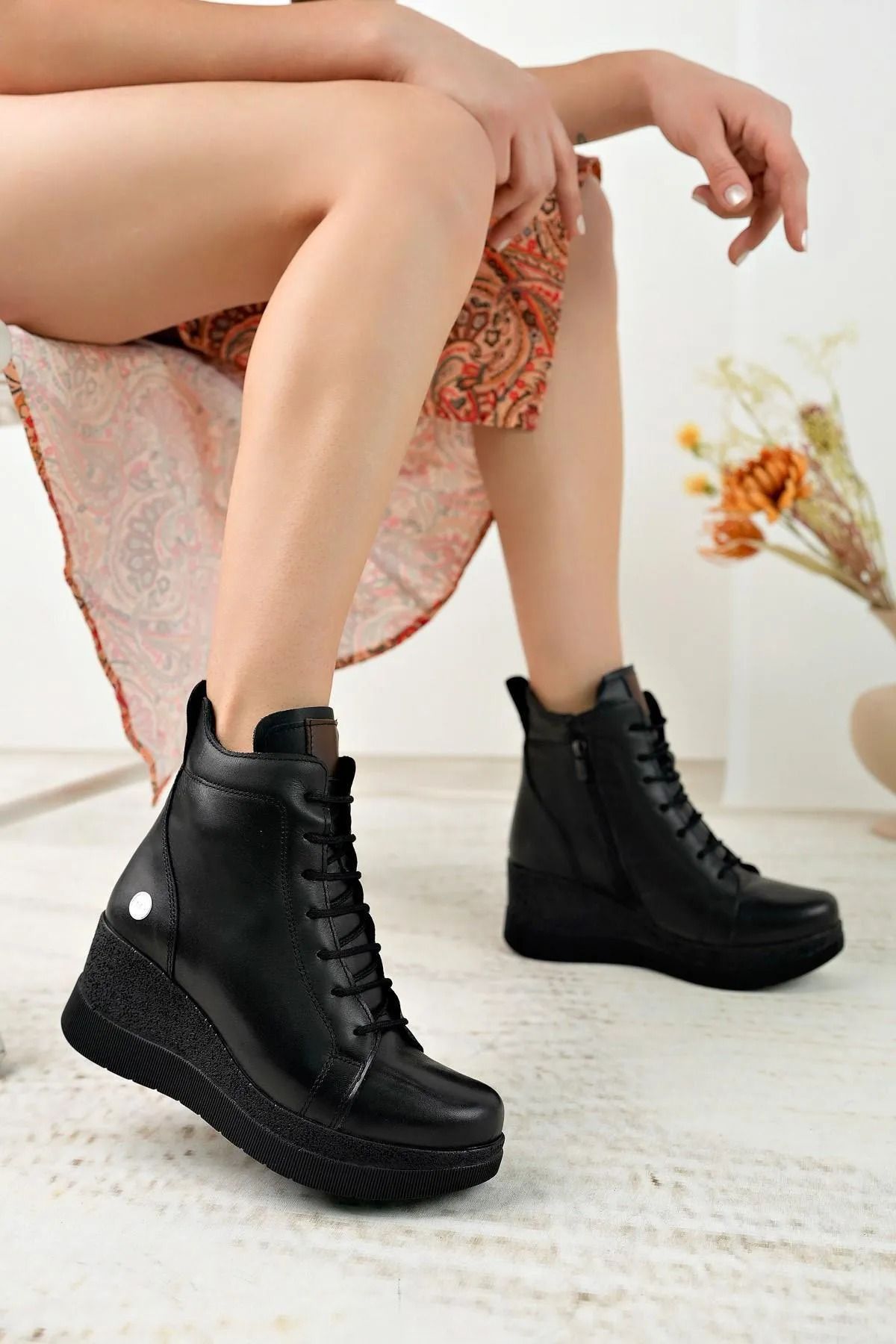 Mammamia Women s Black 100 Genuine Leather Wedge Heeled Boots
