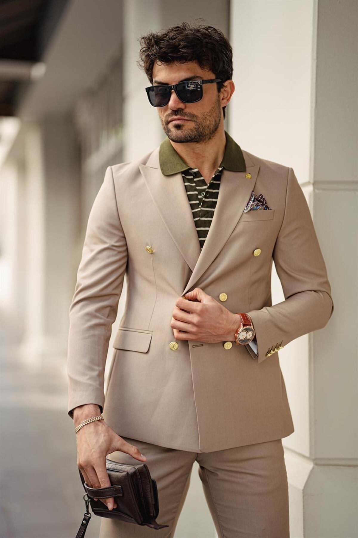https://cdn.dsmcdn.com/ty1083/product/media/images/prod/SPM/PIM/20231211/11/65f28080-1954-39bc-9ce0-57e27200cee0/1_org_zoom.jpg