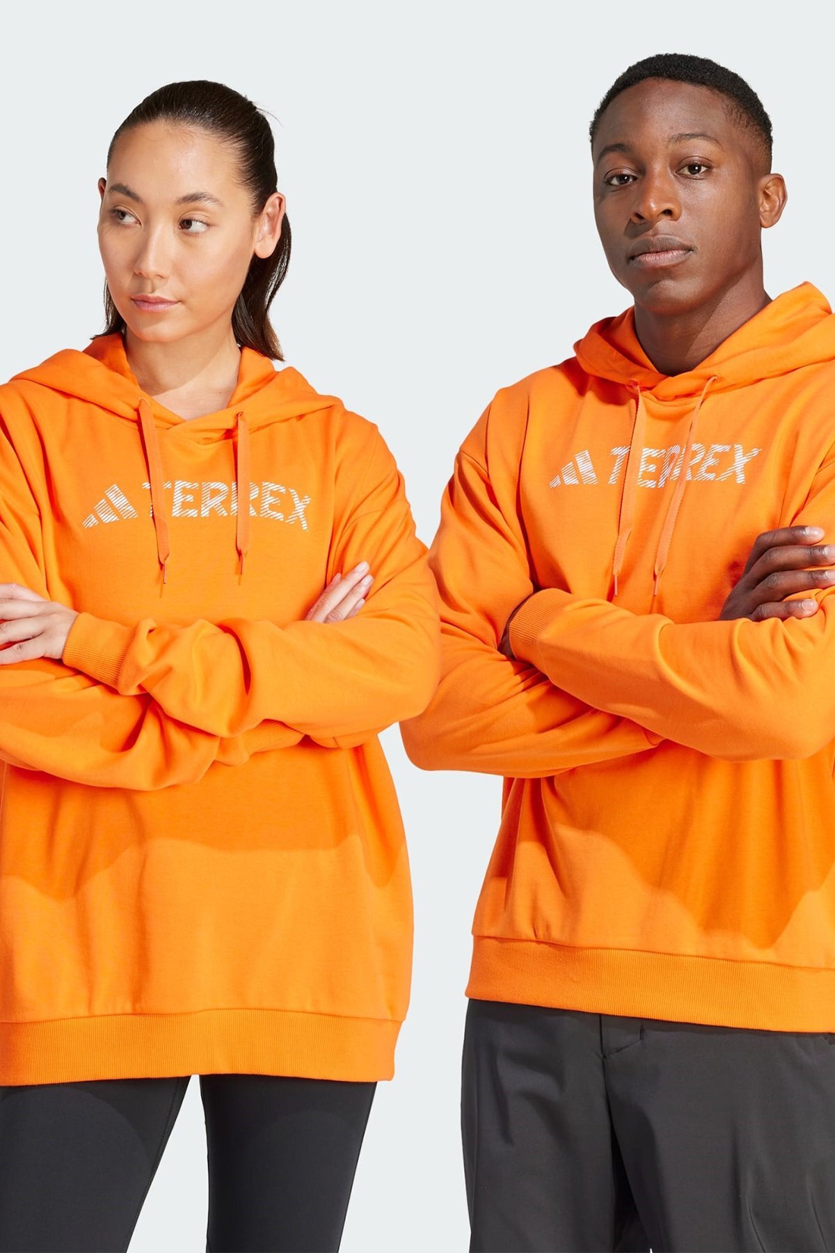 سویشرت آدیداس TYC9M7AZPN170224193161047