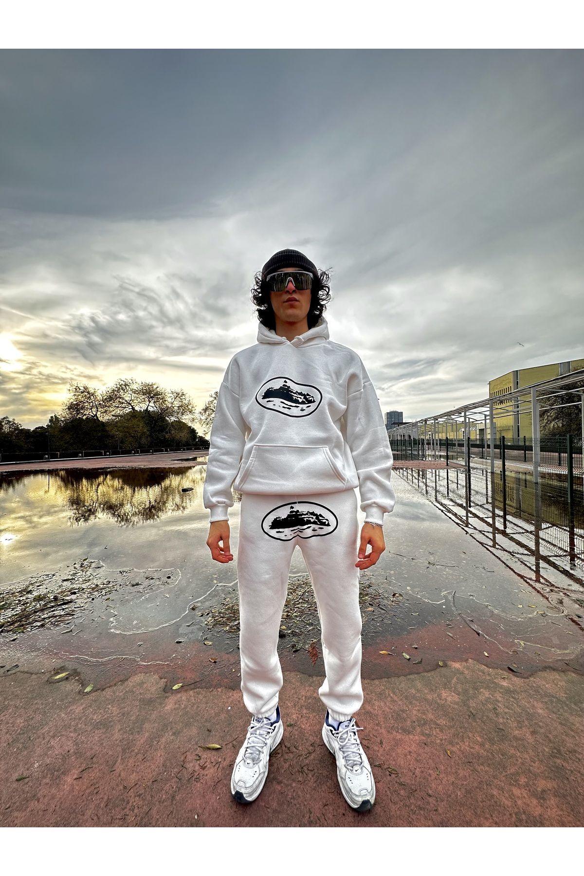 minus white corteiz black printed tracksuit full set - trendyol