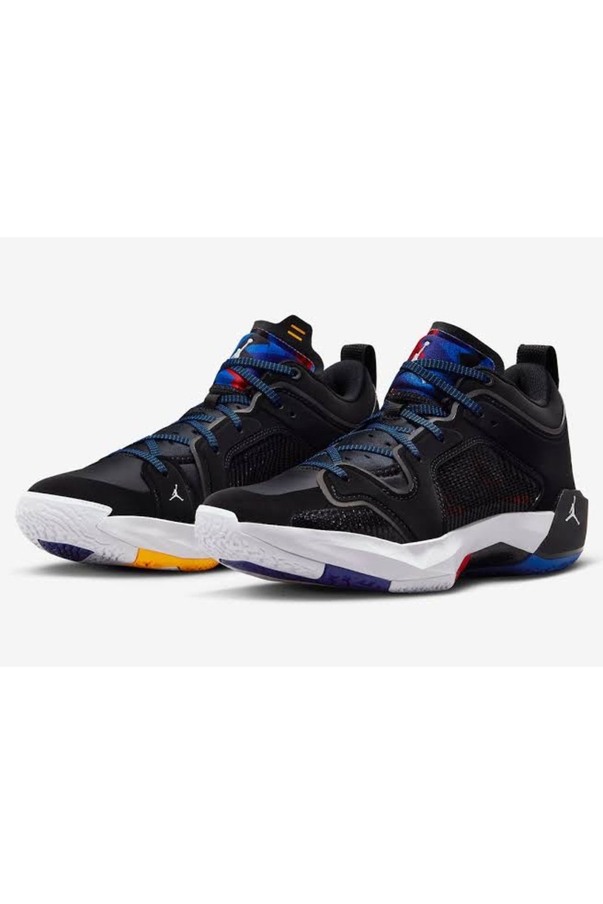 Flat 2024 basketball shoes